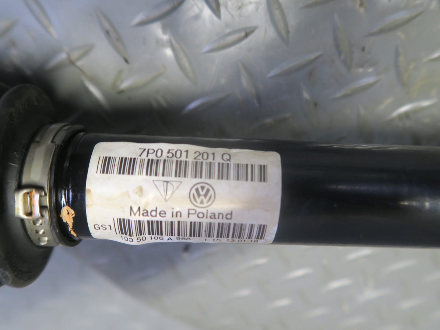 2011-2018 Porsche Cayenne 958 Hybrid AWD Rear Left Side Axle Half Shaft 127K
