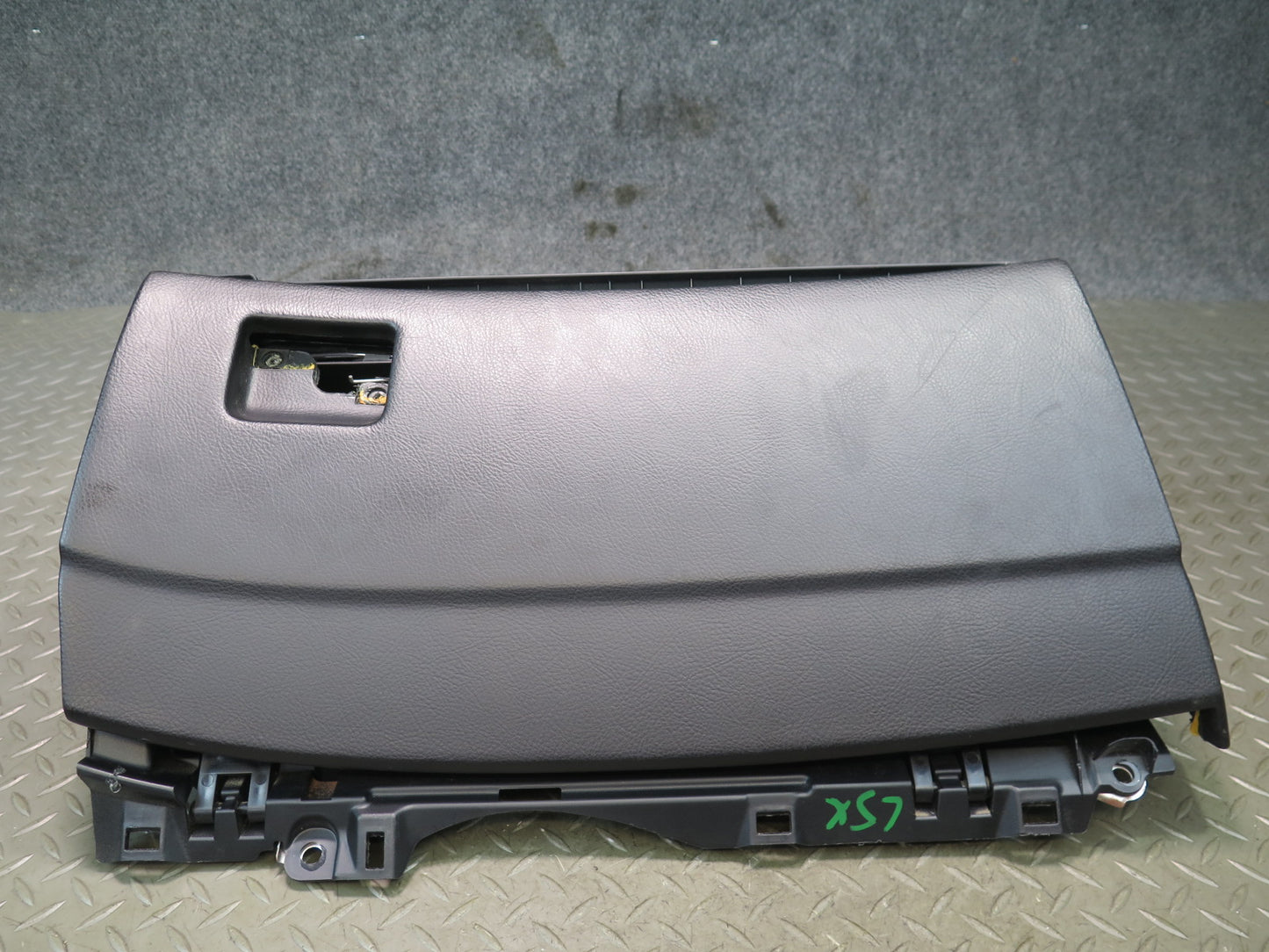 01-03 Lexus UCF30L LS430 Dash Glove Box Compartment Storage 55509-50020 OEM