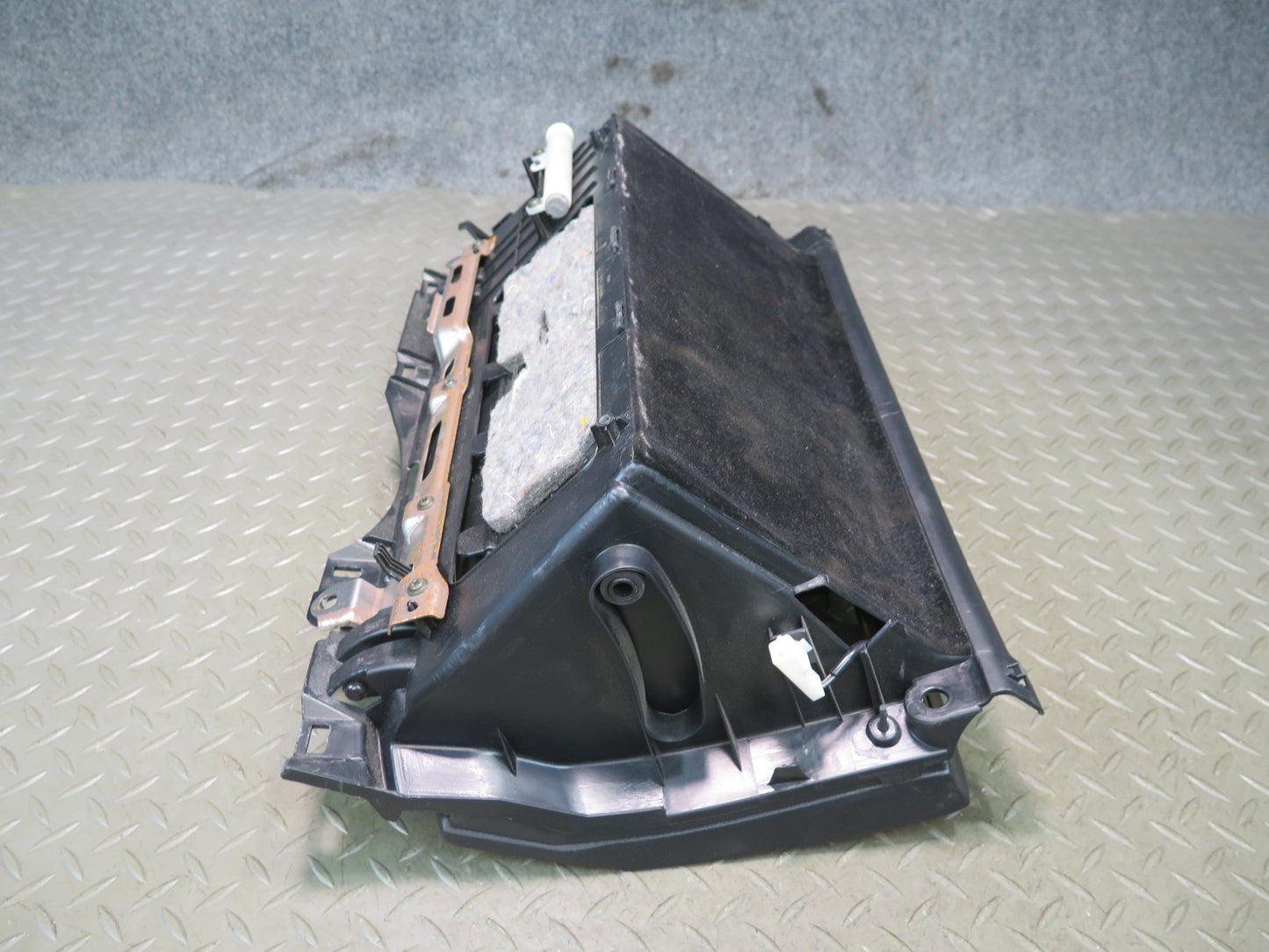 01-03 Lexus UCF30L LS430 Dash Glove Box Compartment Storage 55509-50020 OEM
