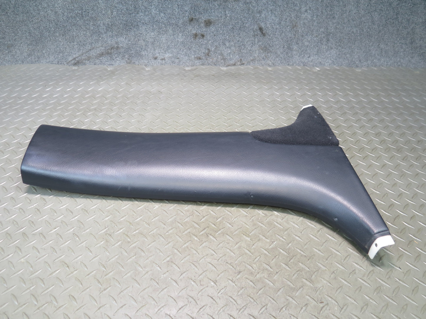 01-03 Lexus UCF30L LS430 Center Left & Right Lower B Pillar Trim Cover Panel OEM