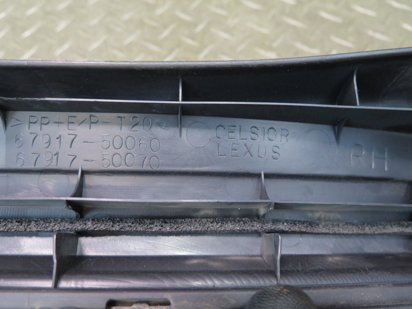 01-06 Lexus LS430 Set of 4 Front & Rear Door Scuff Sill Plate Trim Panel OEM