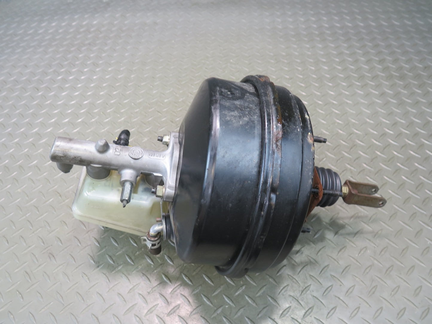 01-03 Lexus UCF30L LS430 Brake Master Cylinder Booster Fluid Reservoir OEM