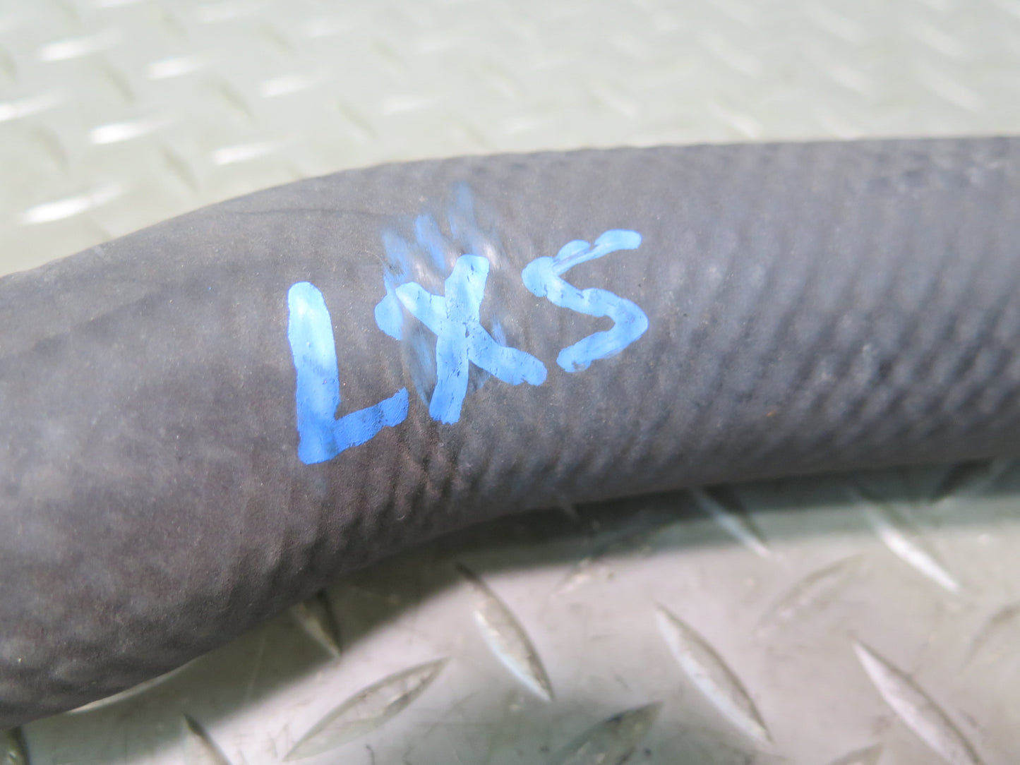 01-06 Lexus UCF30L LS430 Set of 2 Engine Radiator Coolant Hose Pipe Line OEM