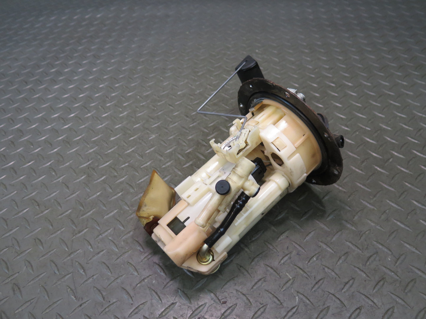 01-03 Lexus UCF30L LS430 Fuel Pump Level Sensor Sending Unit OEM