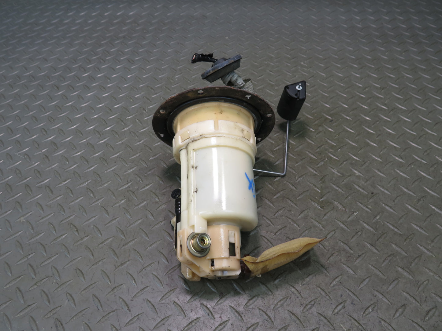 01-03 Lexus UCF30L LS430 Fuel Pump Level Sensor Sending Unit OEM