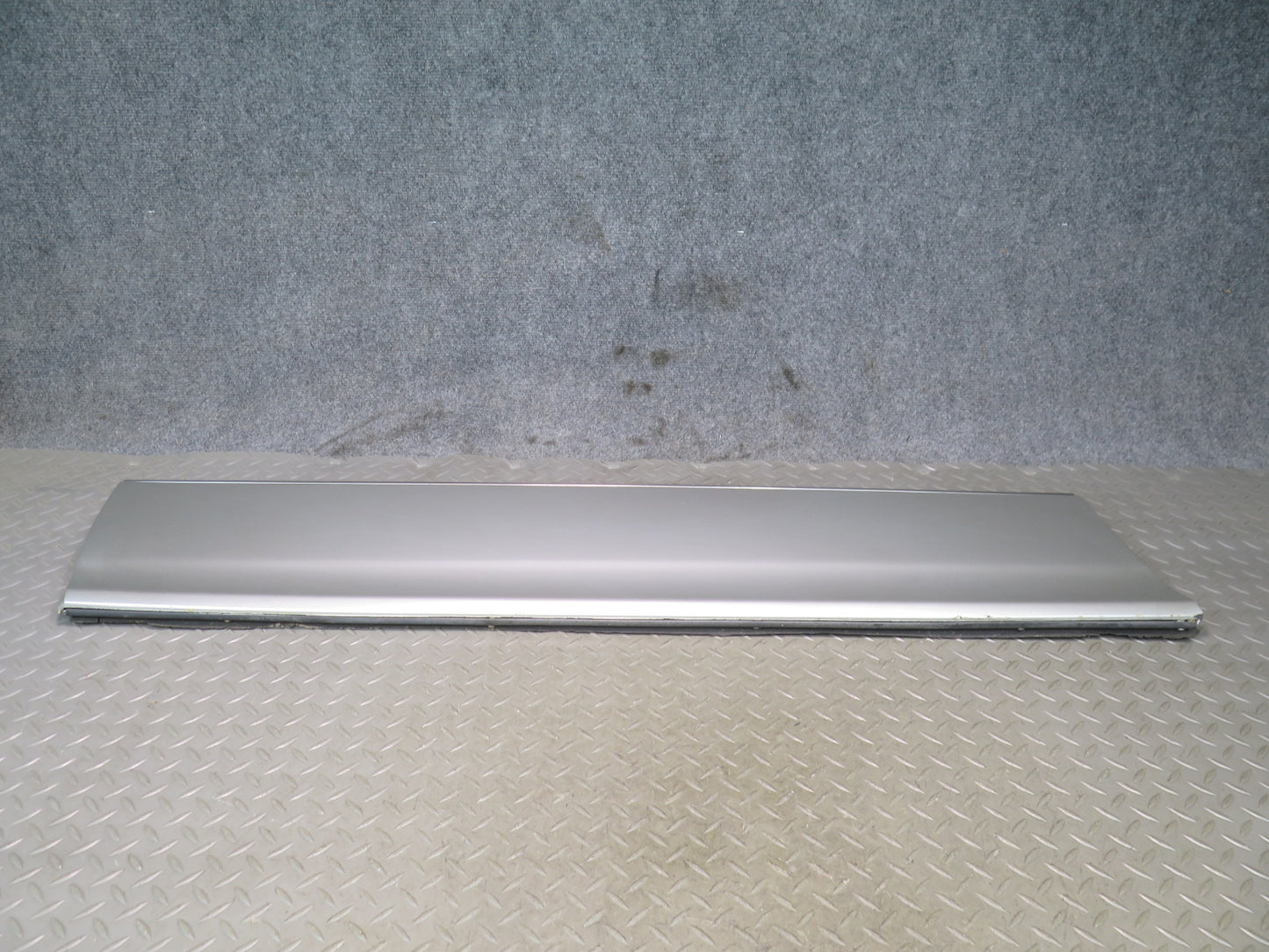 01-03 Lexus UCF30L LS430 Front Left Door Exterior Trim Molding Panel Silver OEM