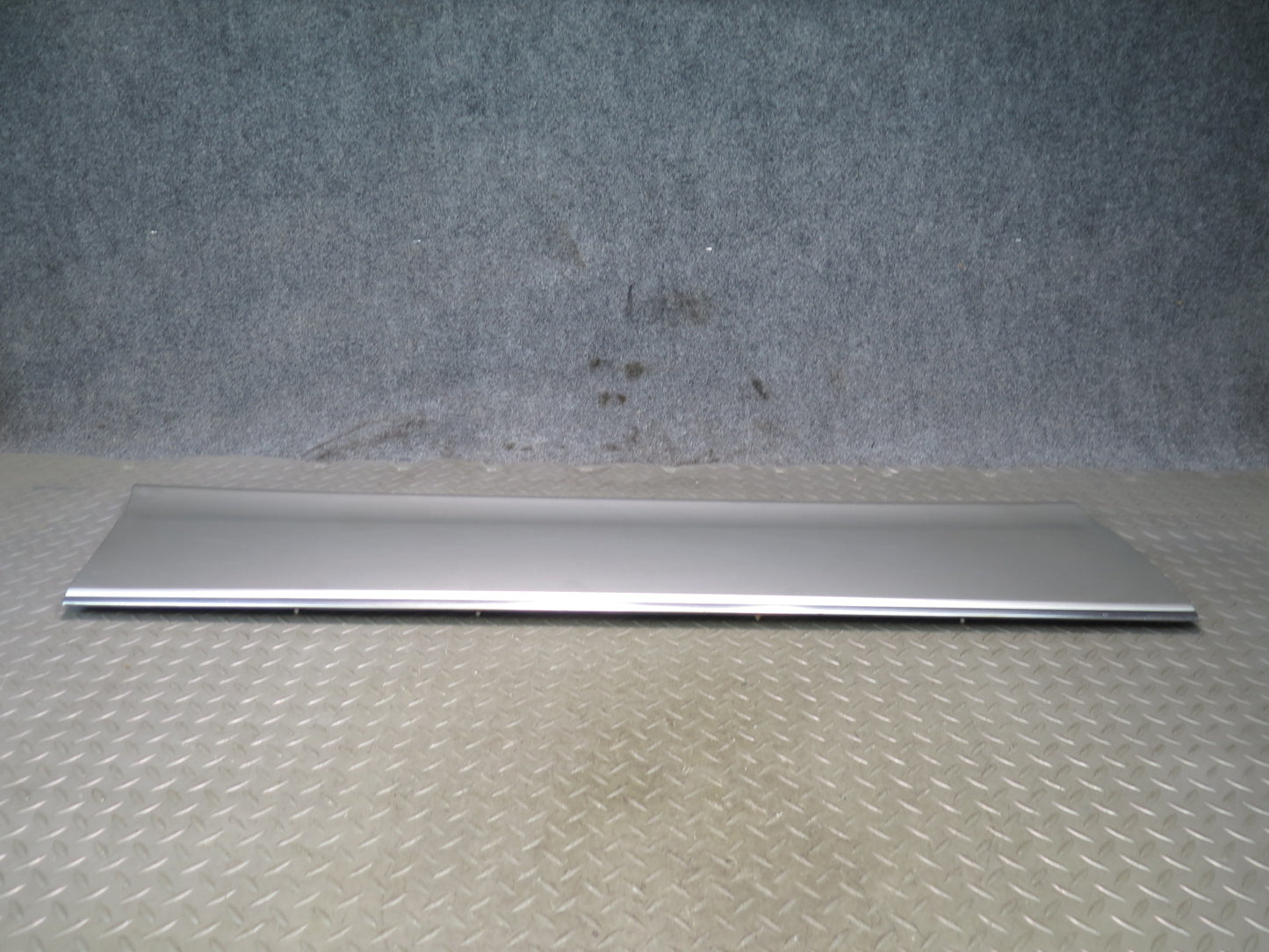 01-03 Lexus UCF30L LS430 Front Left Door Exterior Trim Molding Panel Silver OEM