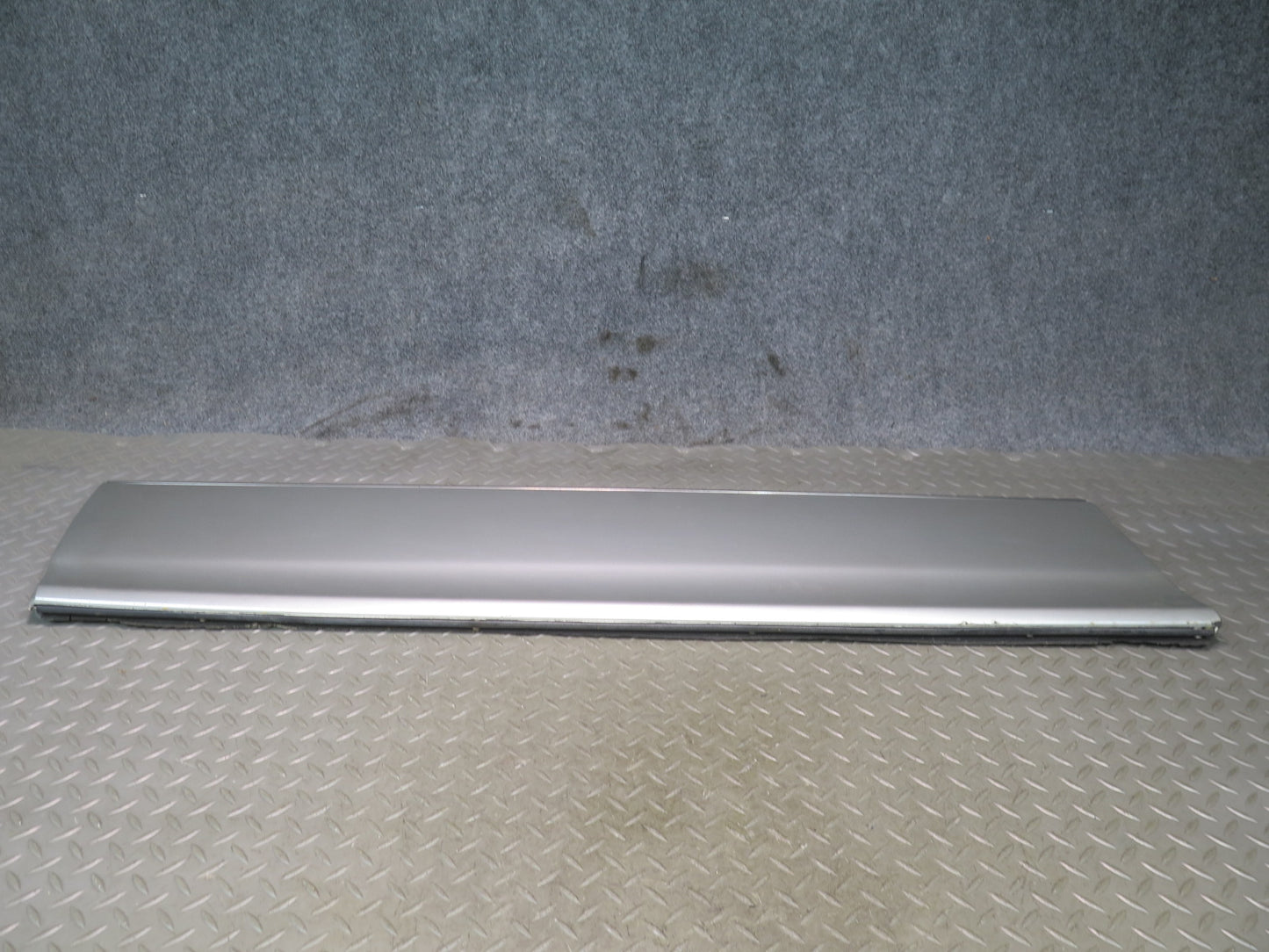 01-03 Lexus UCF30L LS430 Front Left Door Exterior Trim Molding Panel Silver OEM