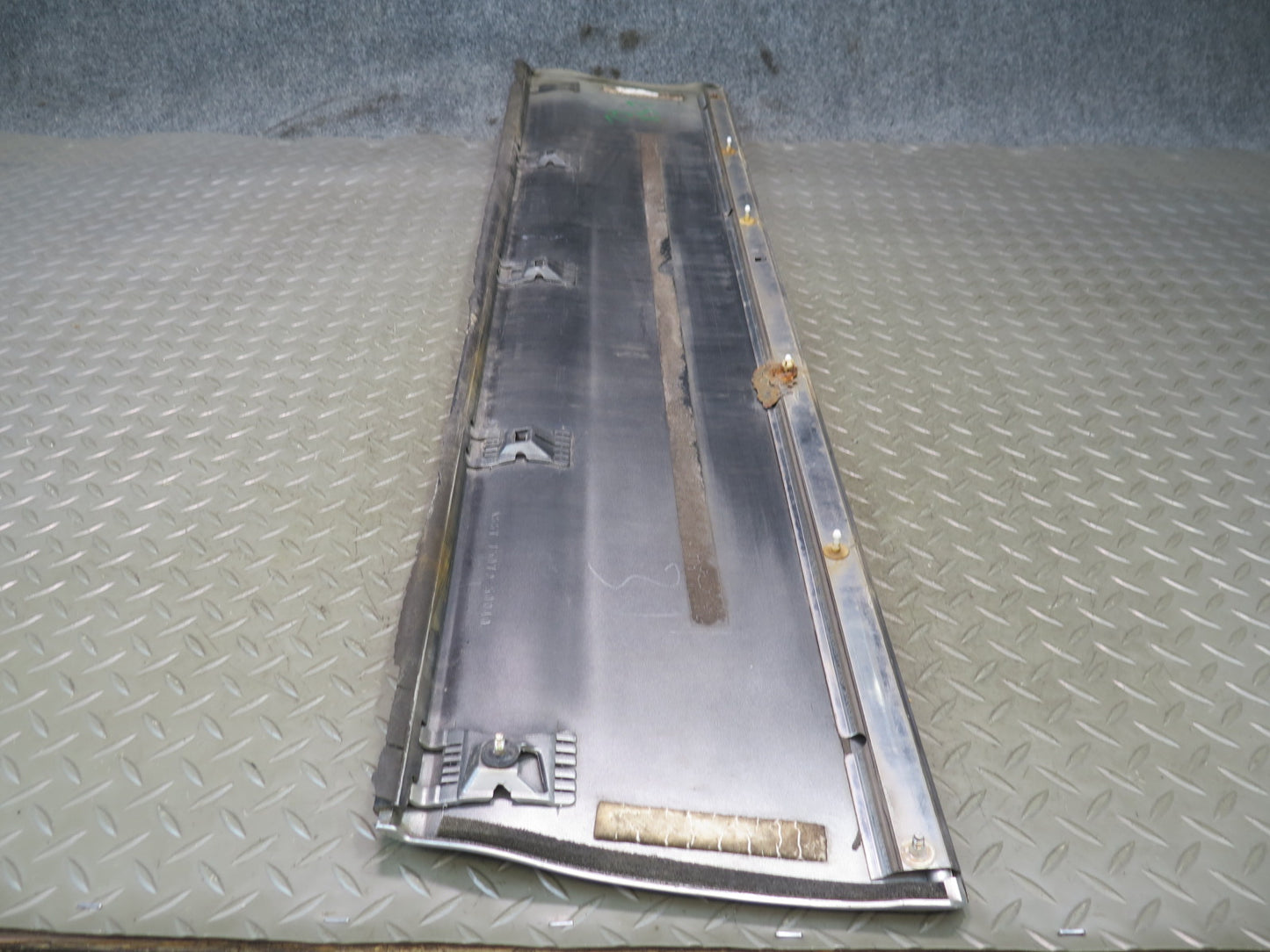 01-03 Lexus UCF30L LS430 Front Left Door Exterior Trim Molding Panel Silver OEM