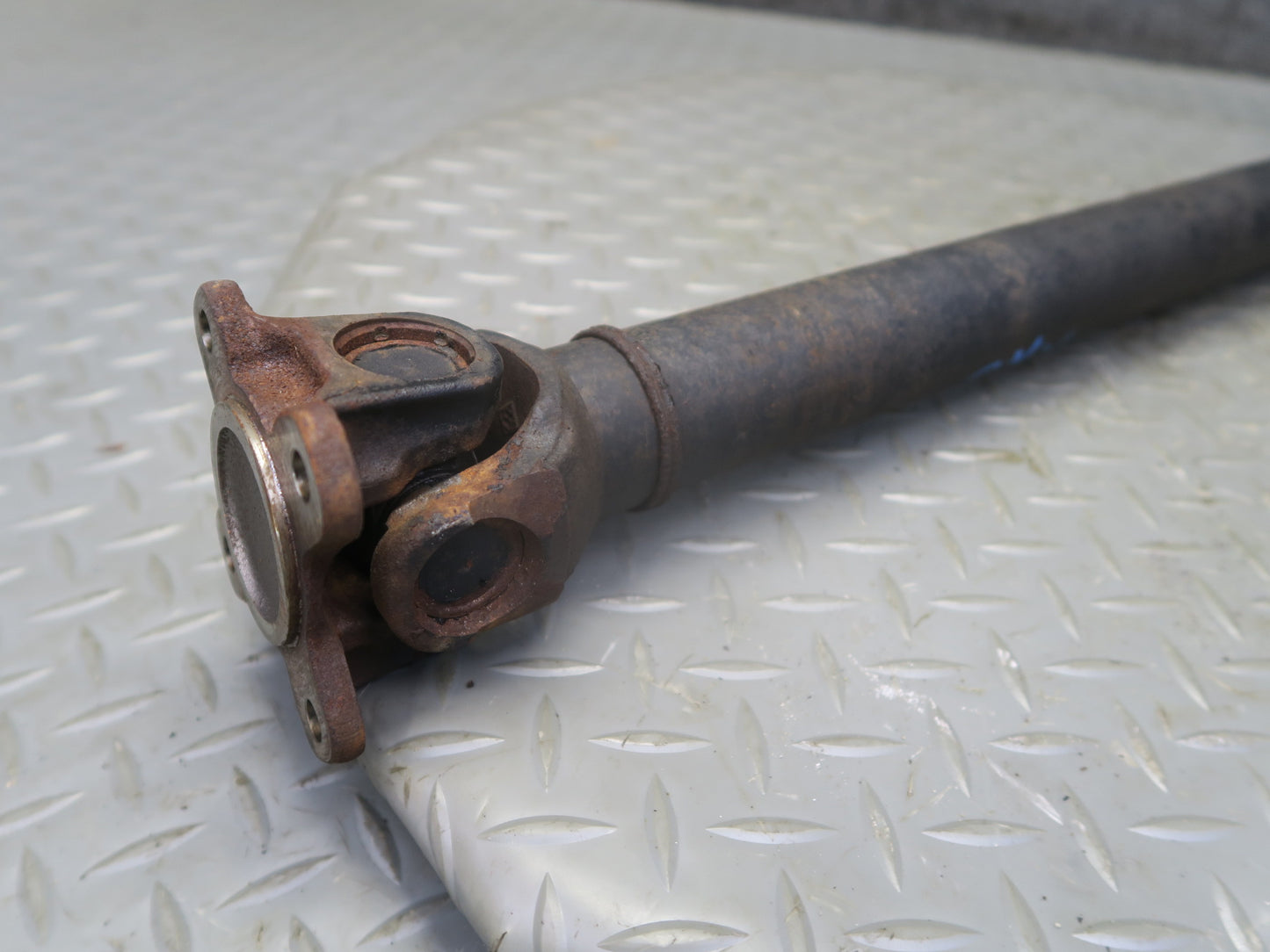2008-2014 BMW E71 X6 X6M AWD Front Driveshaft Drive Shaft 8605866