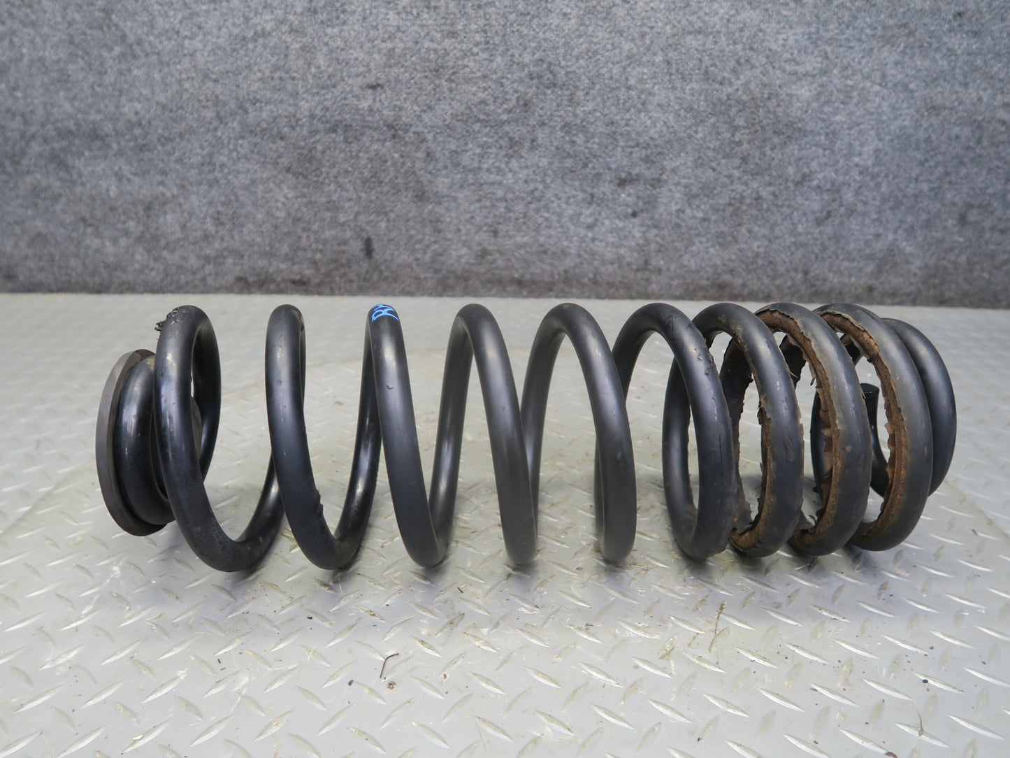 2003-2009 Hummer H2 AWD Rear Suspension Left & Right Coil Spring Set of 2