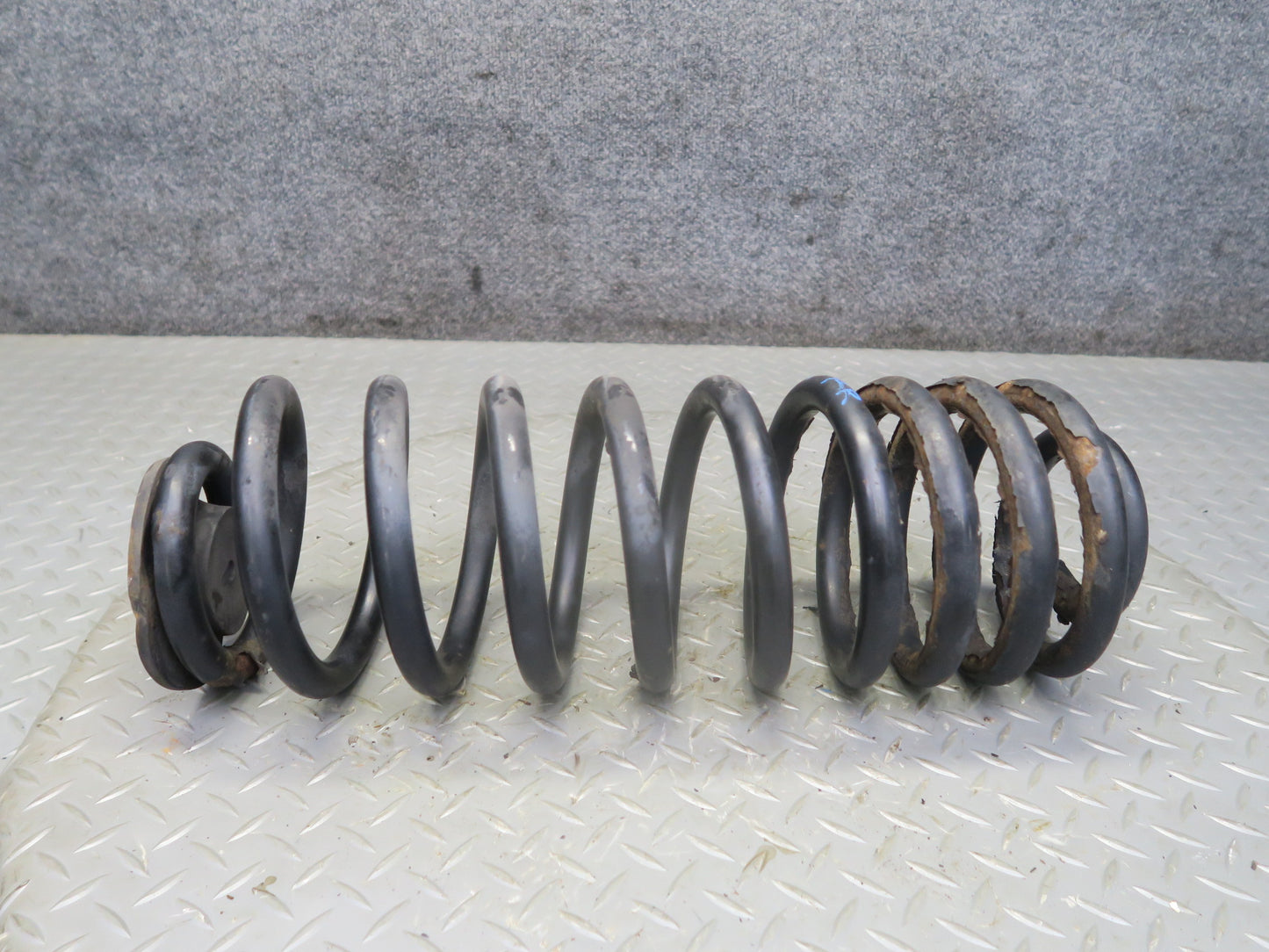 2003-2009 Hummer H2 AWD Rear Suspension Left & Right Coil Spring Set of 2
