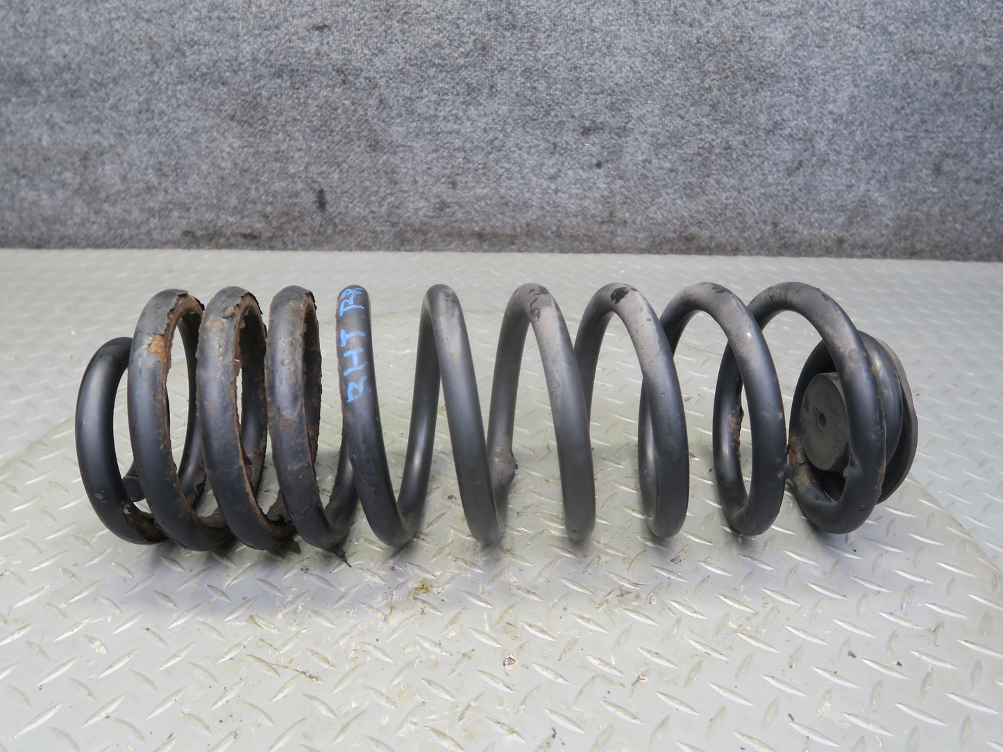 2003-2009 Hummer H2 AWD Rear Suspension Left & Right Coil Spring Set of 2