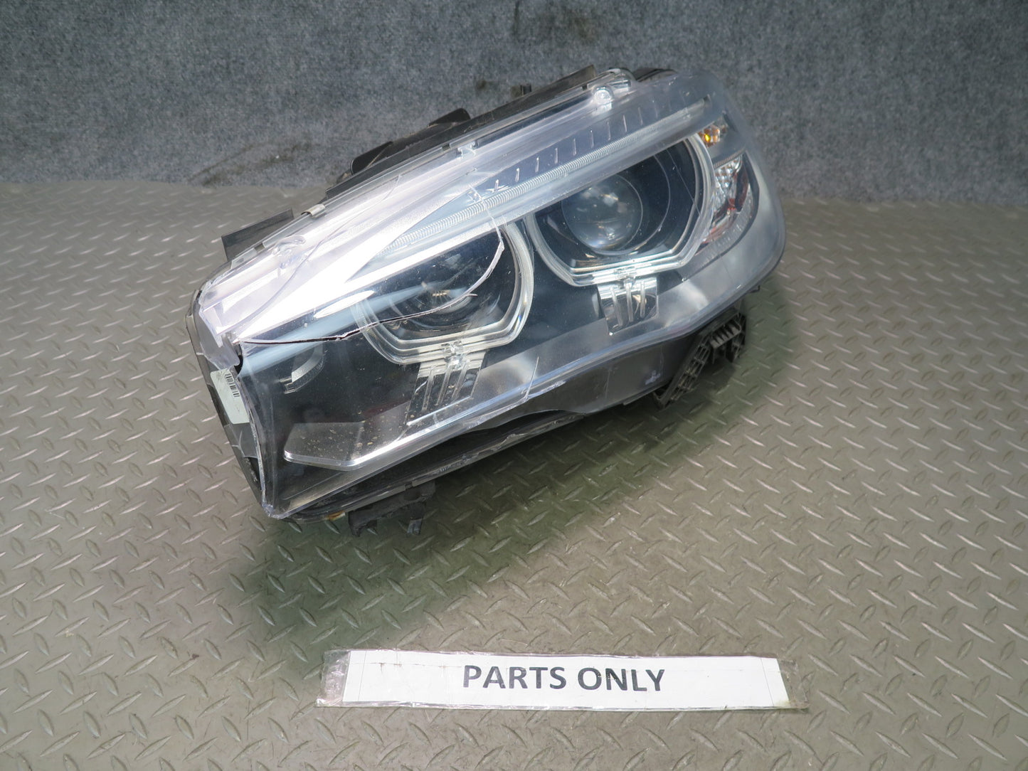 2014-2018 BMW F15 X5 Front Left Xenon Adaptive Headlight Lamp w Ballast Damaged