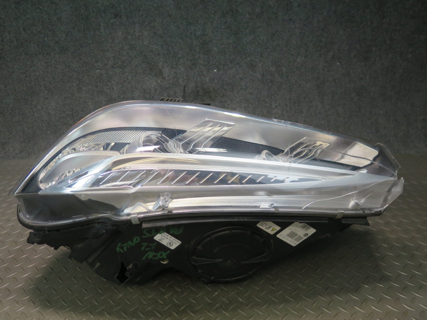 2014-2018 BMW F15 X5 Front Left Xenon Adaptive Headlight Lamp w Ballast Damaged