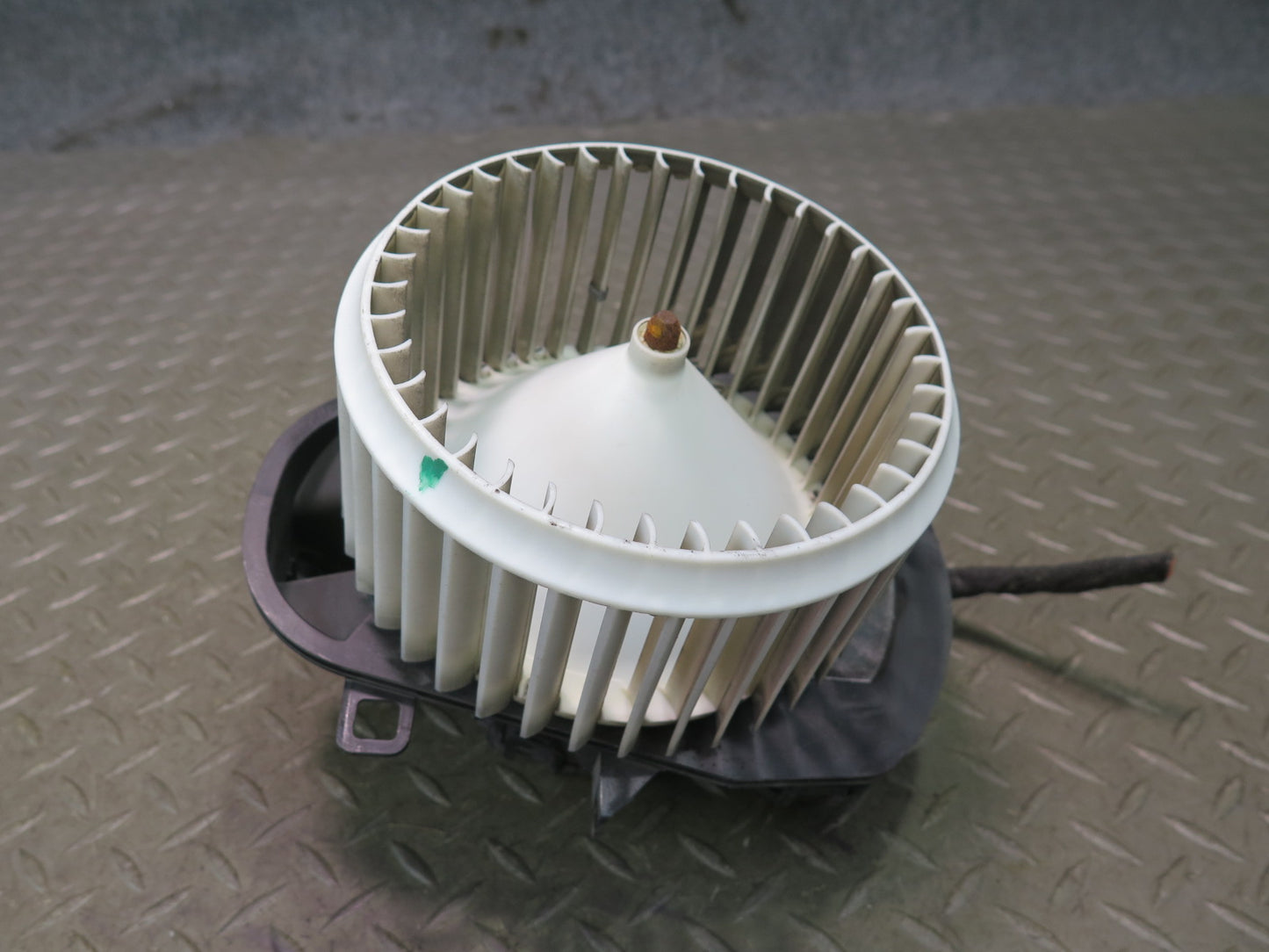 2011-2018 Porsche Cayenne 958 A/C Heater Blower Motor Fan w Resistor