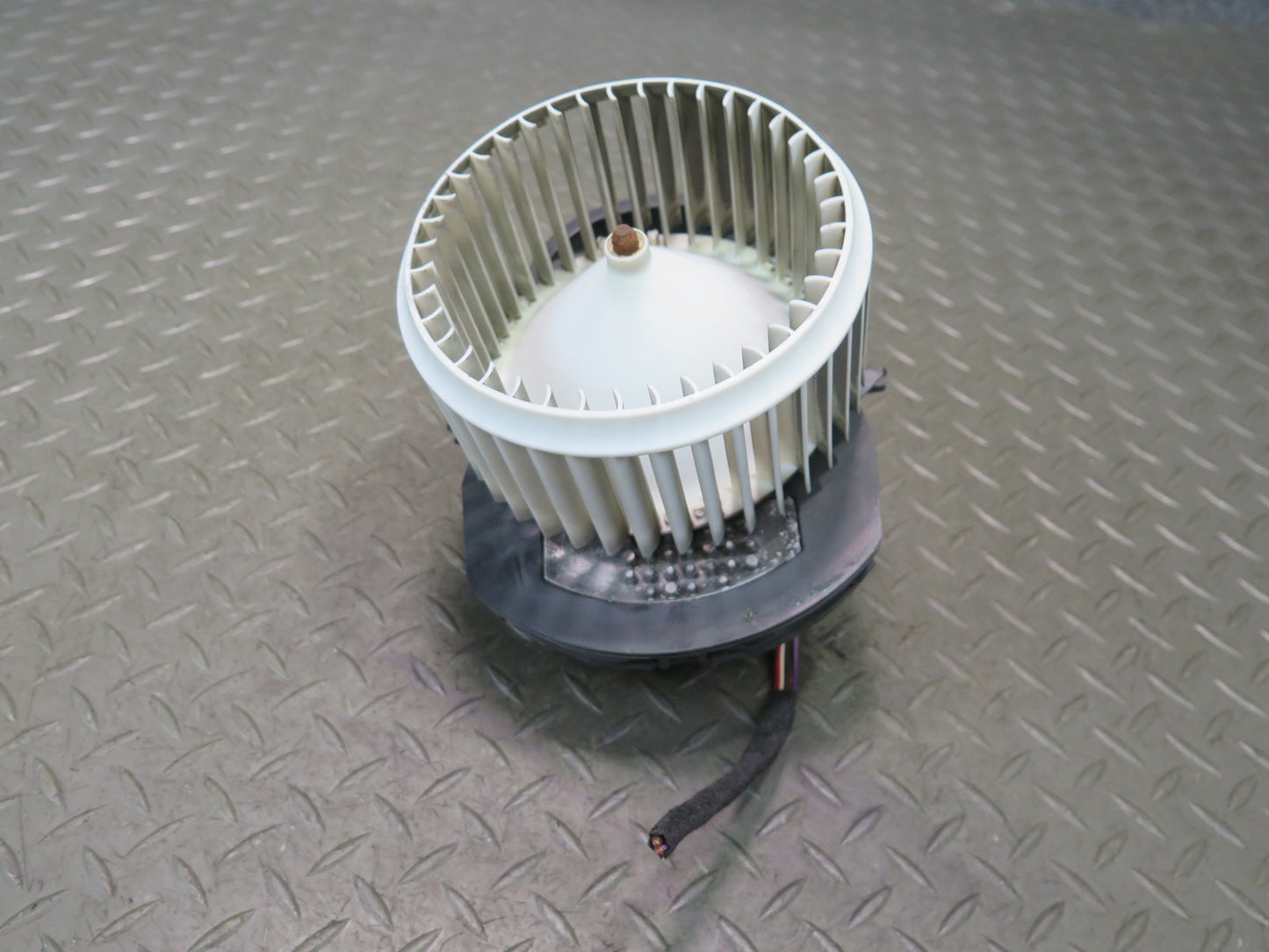 2011-2018 Porsche Cayenne 958 A/C Heater Blower Motor Fan w Resistor