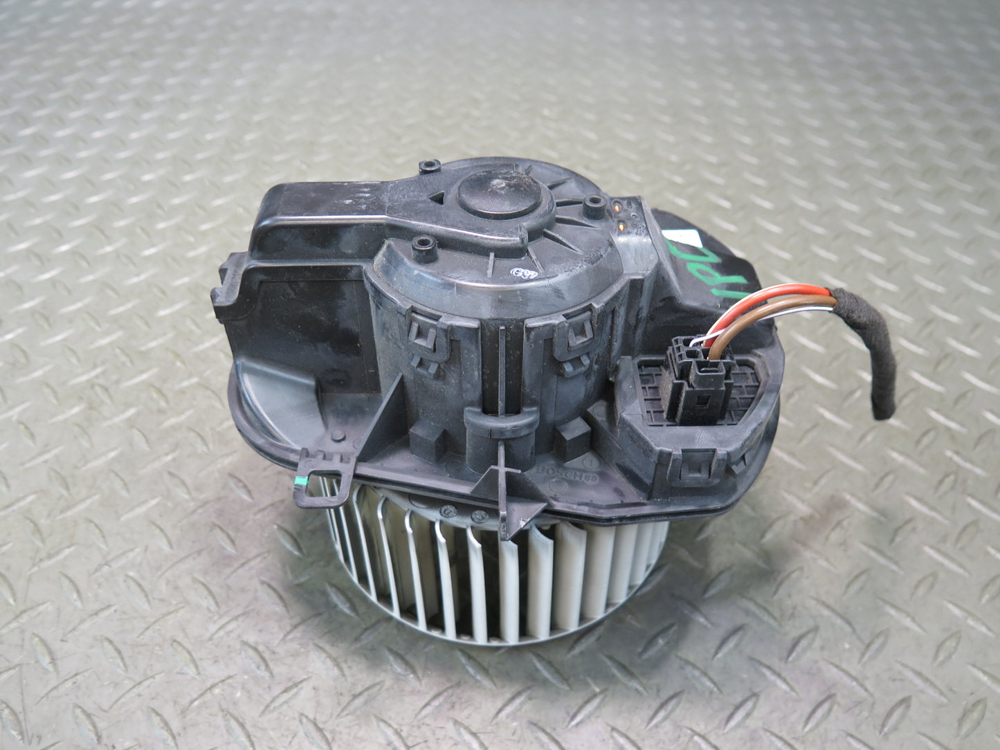 2011-2018 Porsche Cayenne 958 A/C Heater Blower Motor Fan w Resistor