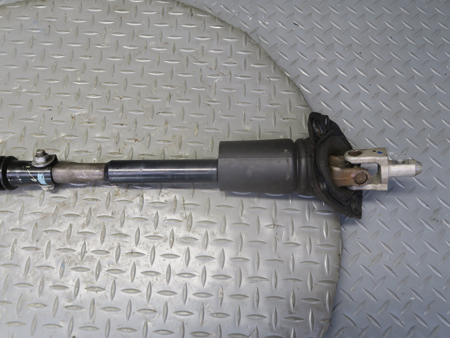 2003-2007 Hummer H2 Steering Column Intermediate U Joint Linkage Shaft