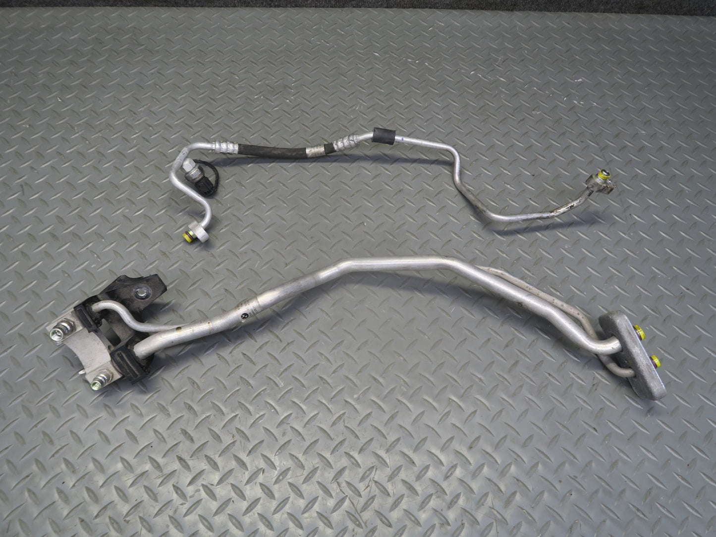 2010-2014 BMW E71 X6M A/C Air Condition Hose Pipe Line Set of 2
