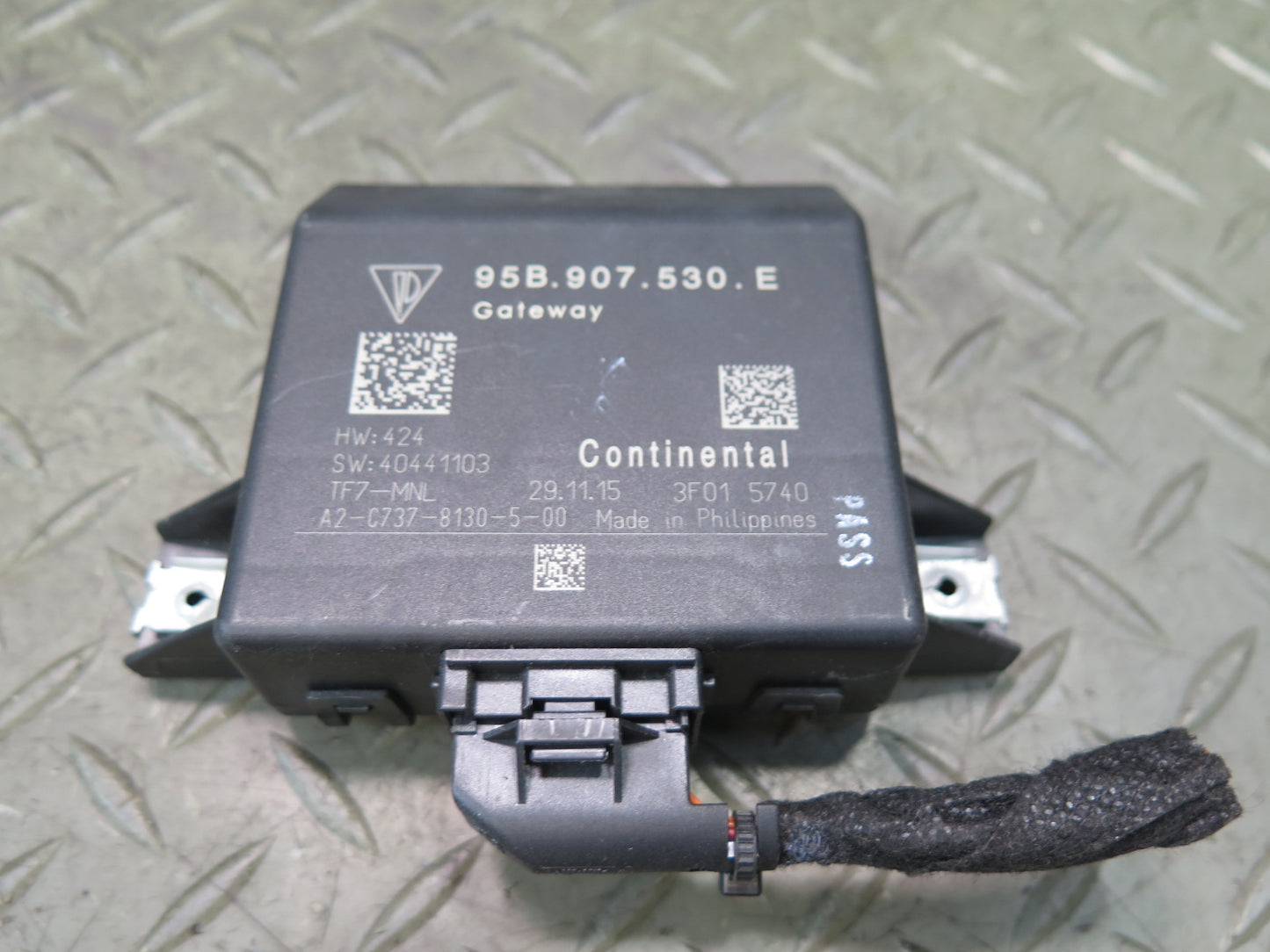2011-2018 Porsche Cayenne 958 Central Gateway Computer Control Module 95B907530E