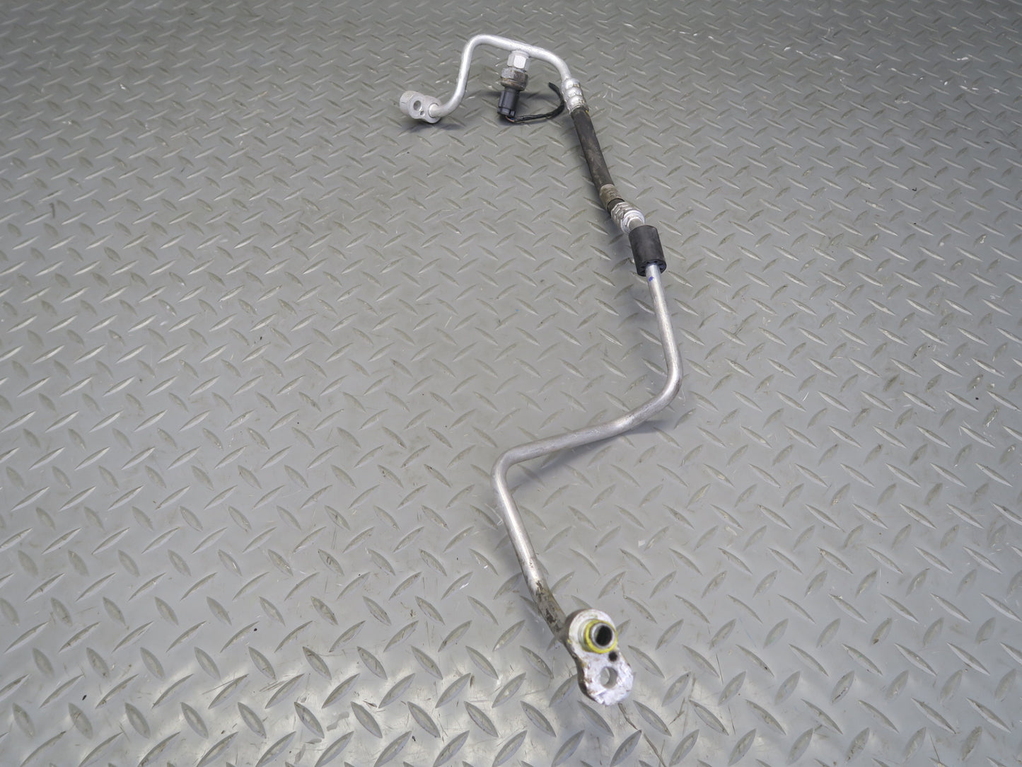 2010-2014 BMW E71 X6M A/C Air Condition Hose Pipe Line Set of 2