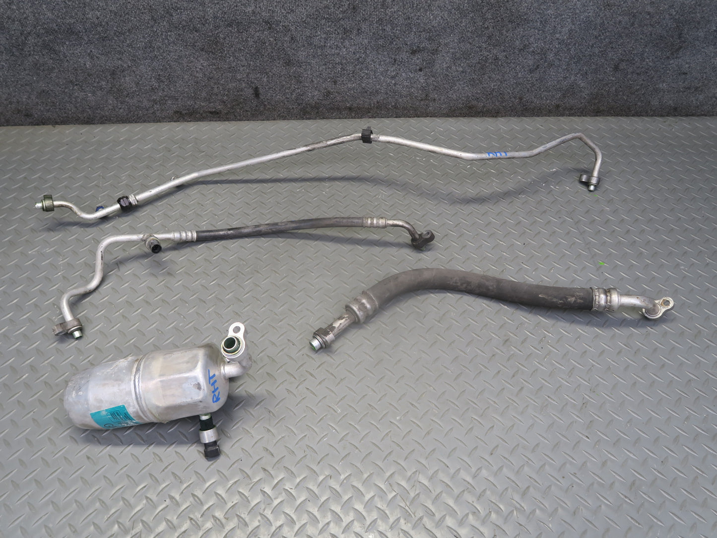 2003-2007 Hummer H2 A/C Air Condition Hose Pipe Line Dryer Set