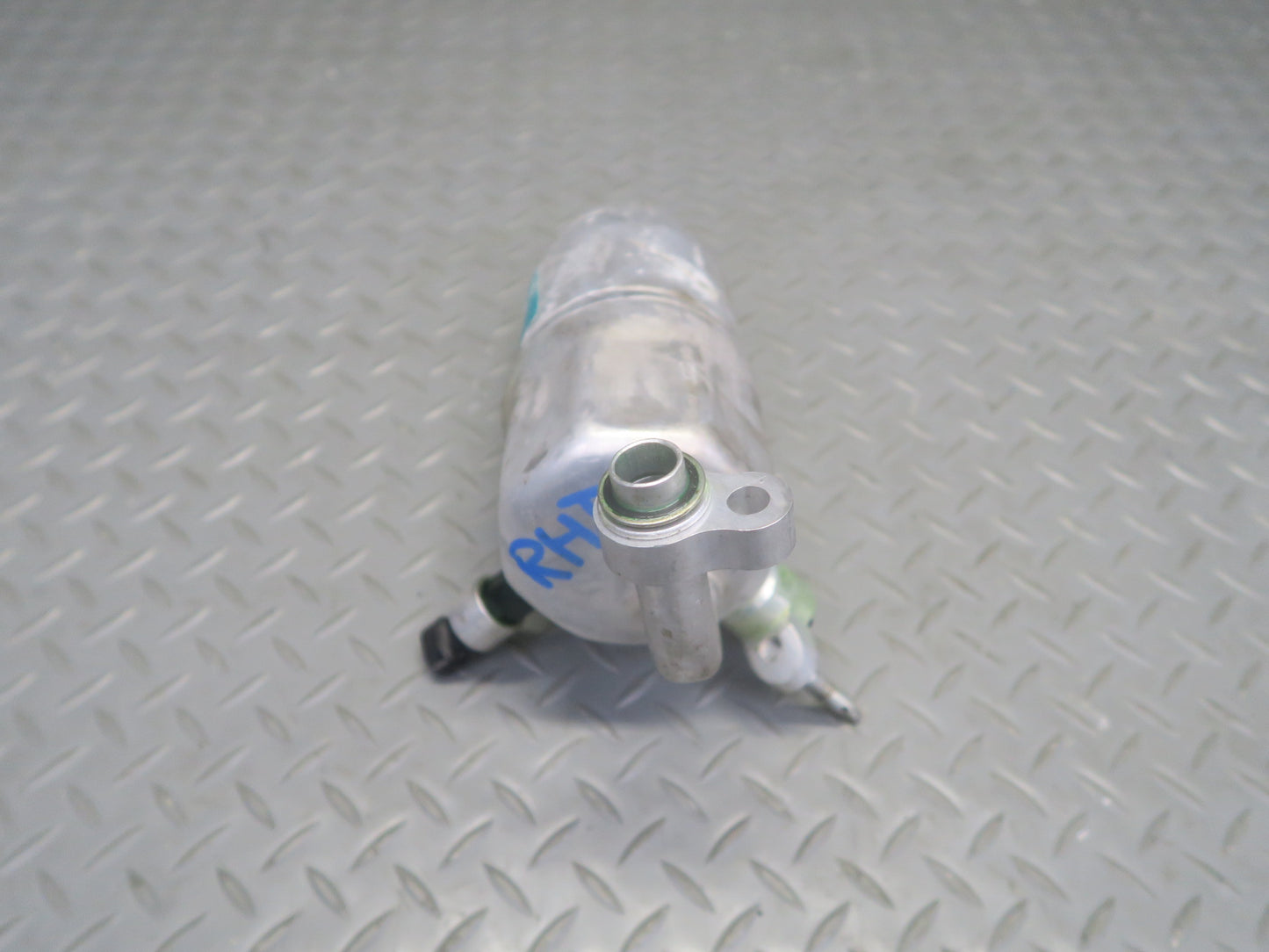 2003-2007 Hummer H2 A/C Air Condition Hose Pipe Line Dryer Set