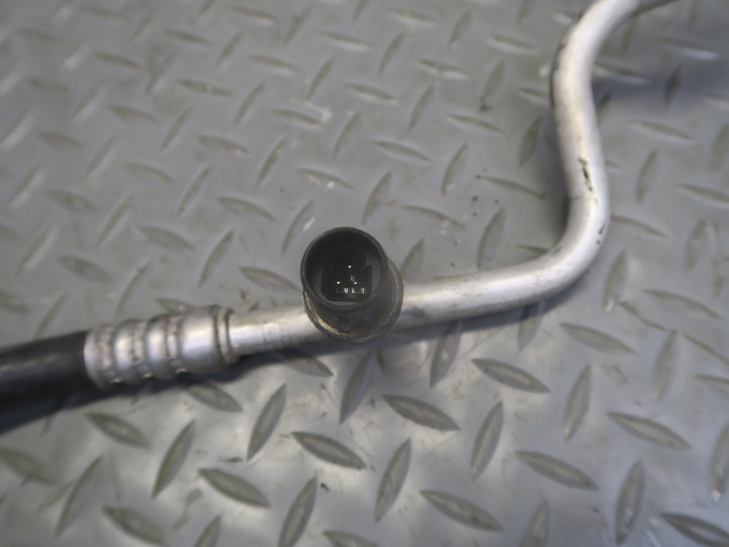 2003-2007 Hummer H2 A/C Air Condition Hose Pipe Line Dryer Set