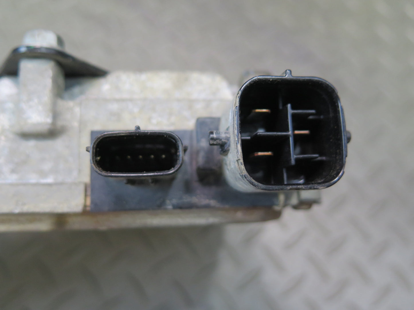 2011-2018 Porsche Cayenne 958 Oil Pump Computer Control Module 09D927601