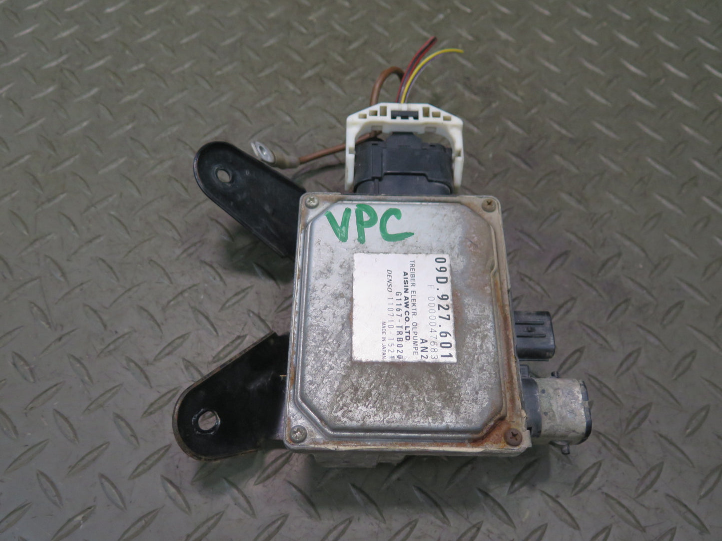 2011-2018 Porsche Cayenne 958 Oil Pump Computer Control Module 09D927601