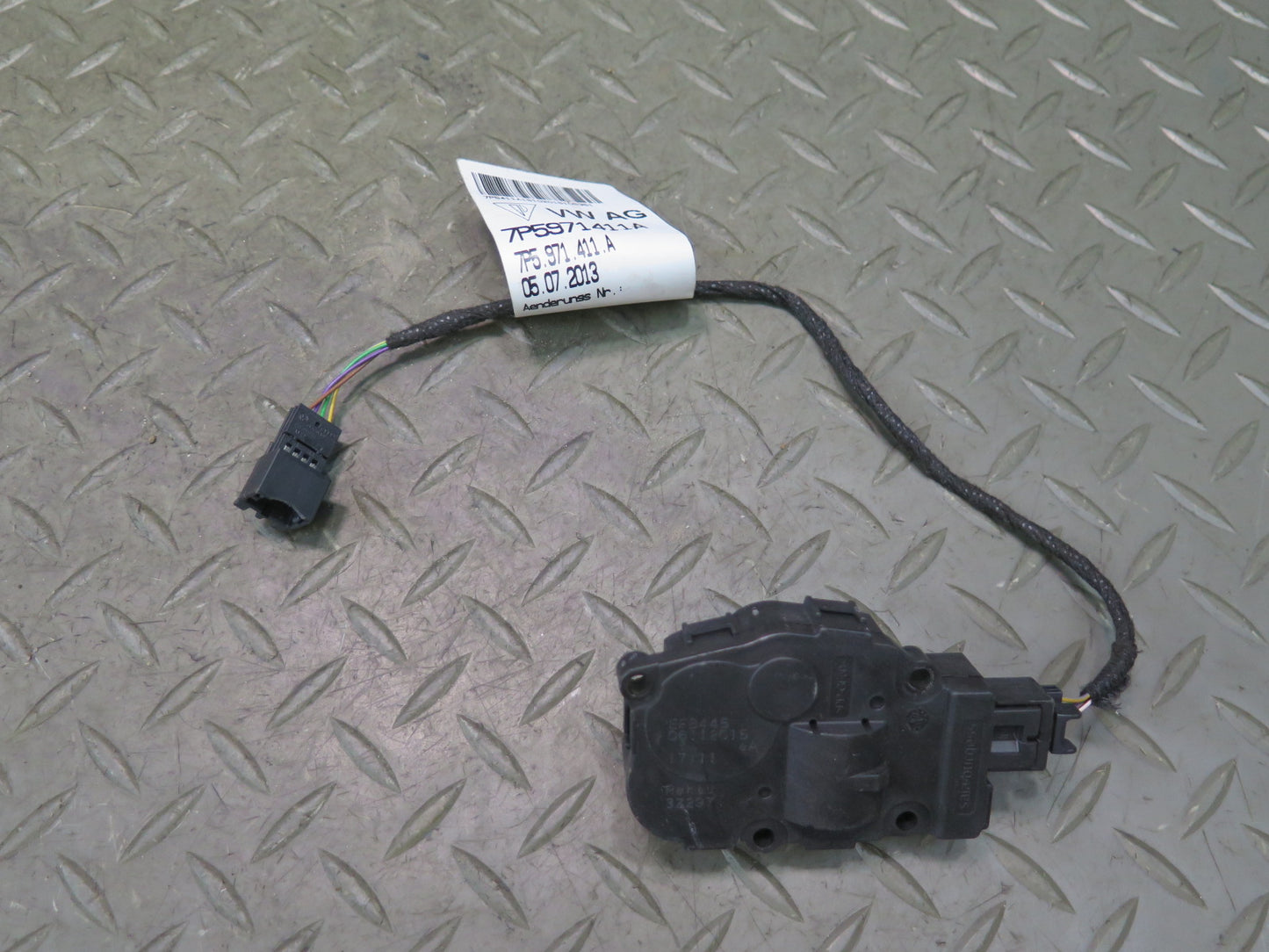 2011-2018 Porsche Cayenne 958 A/C Heater Flap Door Actuator Motor Wiring Set