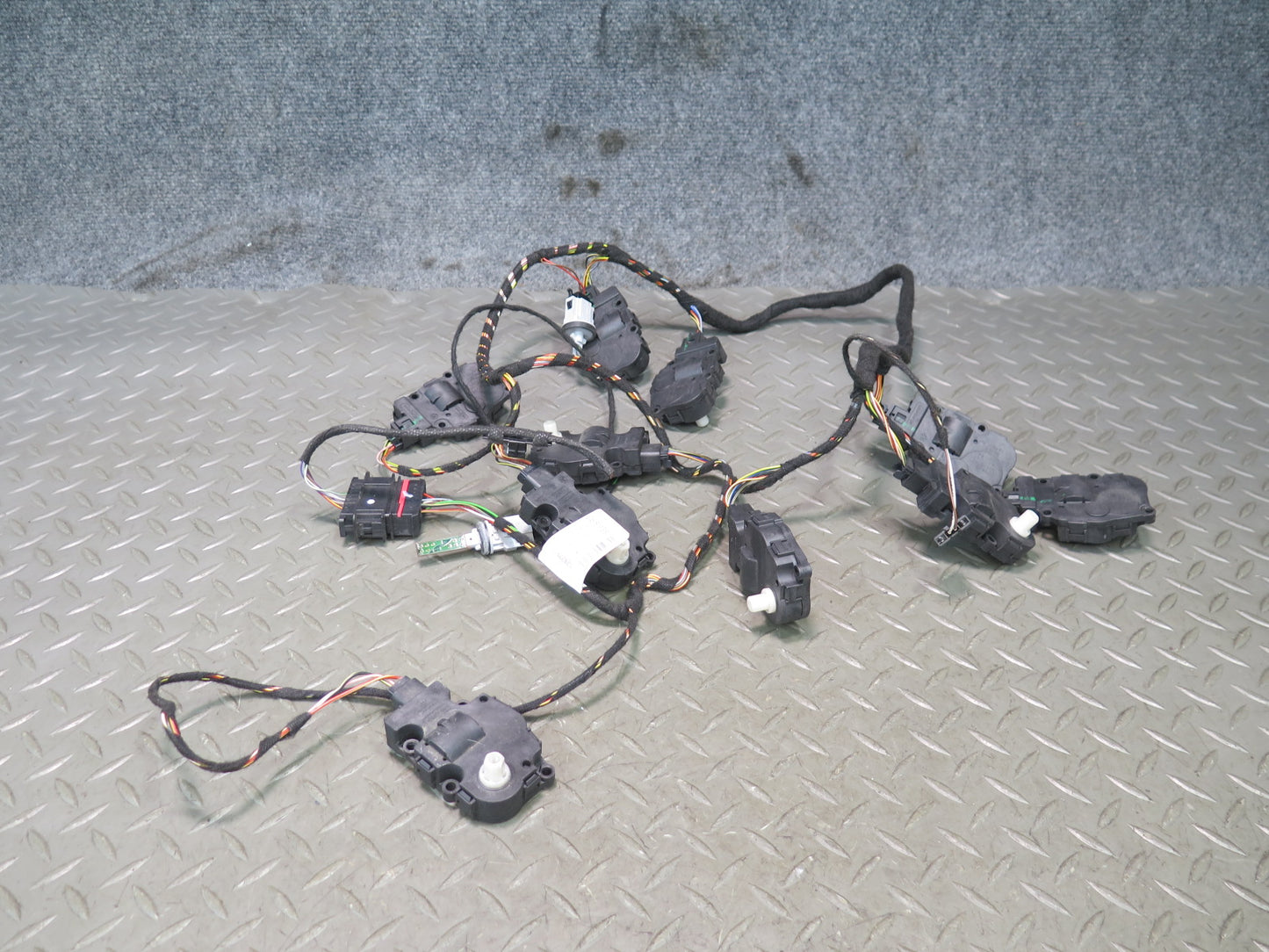 2011-2018 Porsche Cayenne 958 A/C Heater Flap Door Actuator Motor Wiring Set