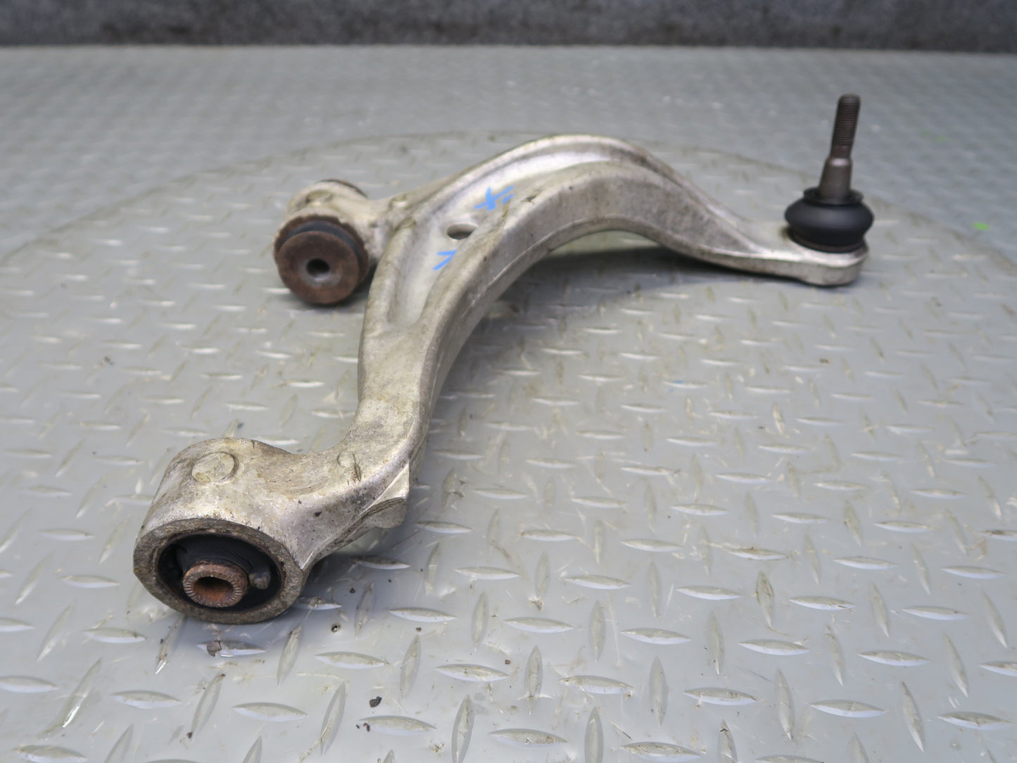 01-06 Lexus UCF30L LS430 Rear Left Suspension Upper Control Arm OEM