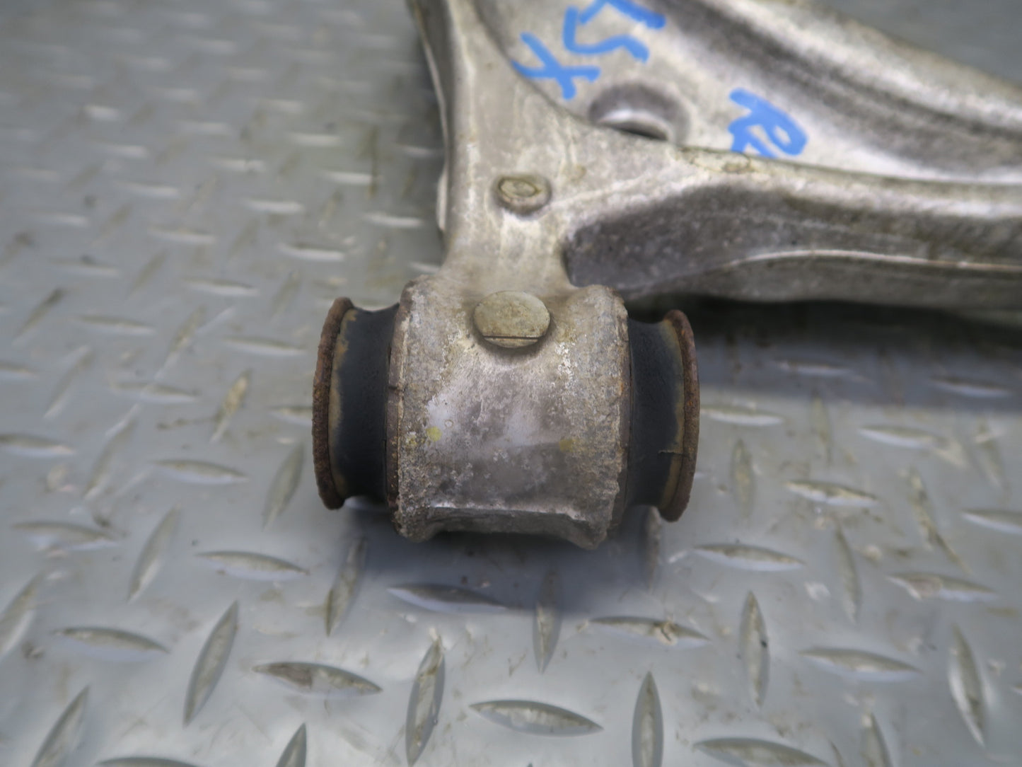 01-06 Lexus UCF30L LS430 Rear Left Suspension Upper Control Arm OEM