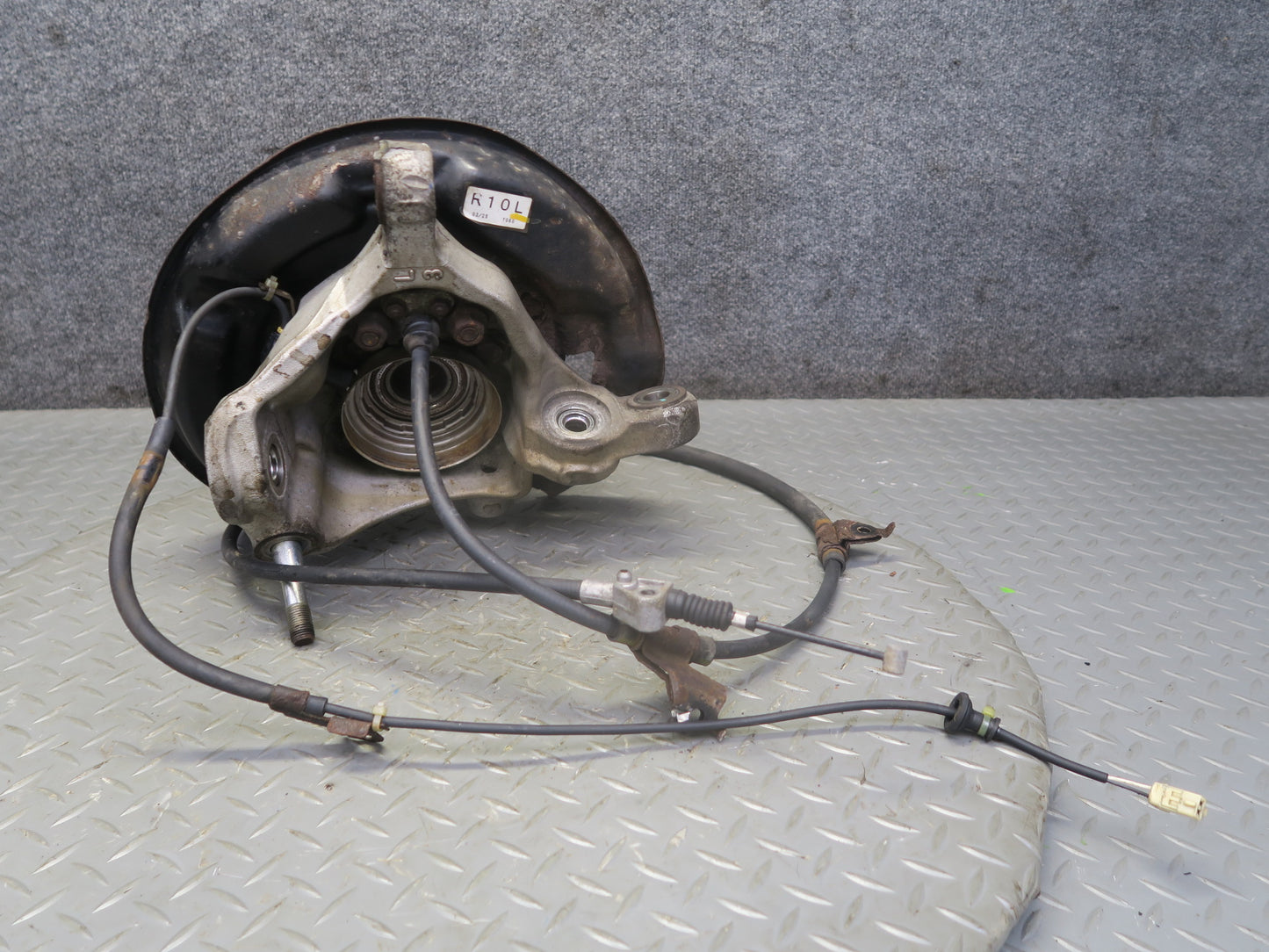 01-06 Lexus LS430 UCF30L RWD Rear Left Spindle Knuckle Wheel Hub Bearing OEM