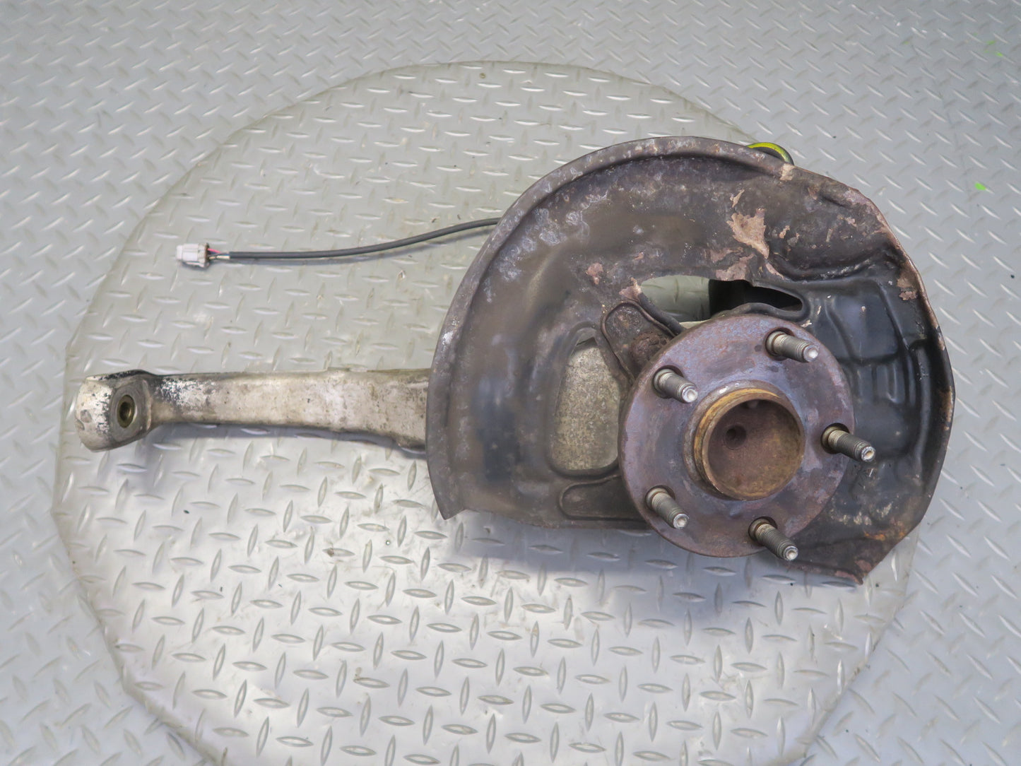 01-06 Lexus LS430 UCF30L RWD Front Right Spindle Knuckle Wheel Hub Bearing OEM