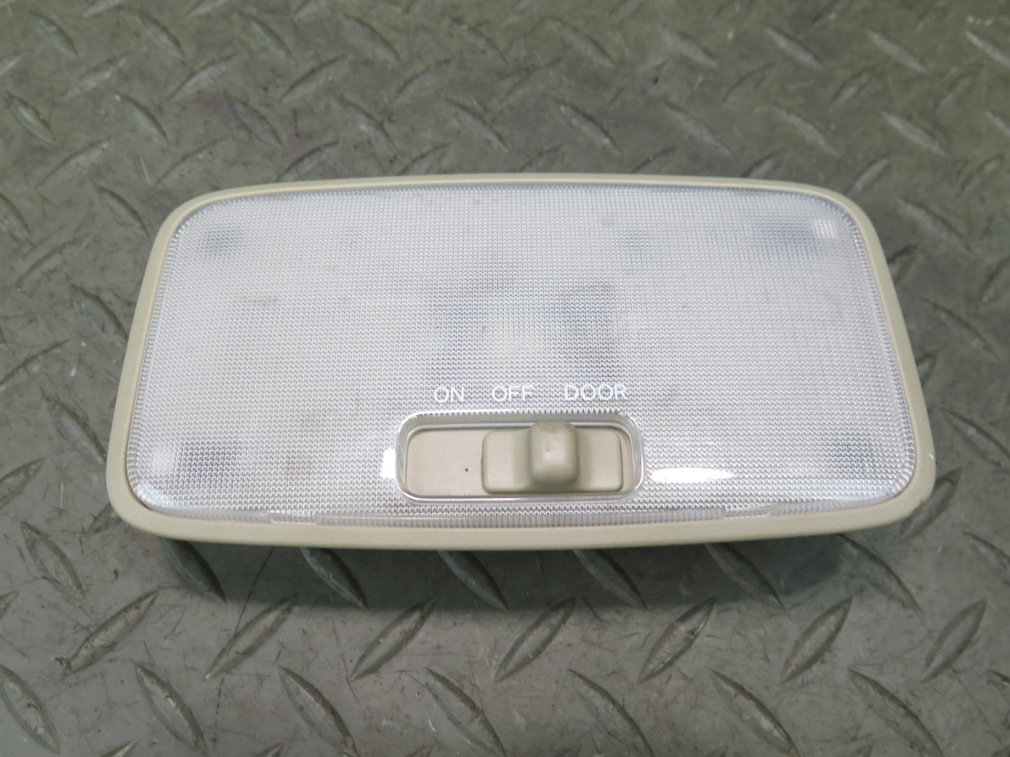 03-09 Lexus UZJ120L GX470 Front & Rear Roof Overhead Dome Reading Light Lamp Set