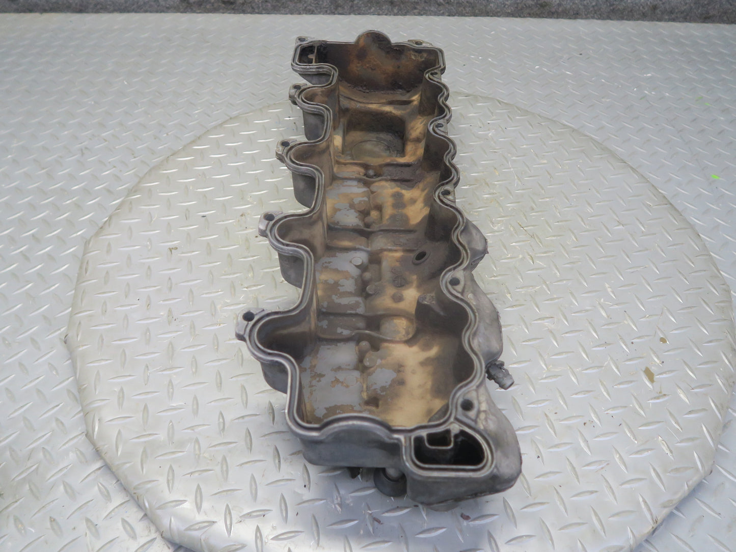 02-05 Mercedes W463 G500 M113 Engine Right Cylinder Head Valve Cover 1130160595