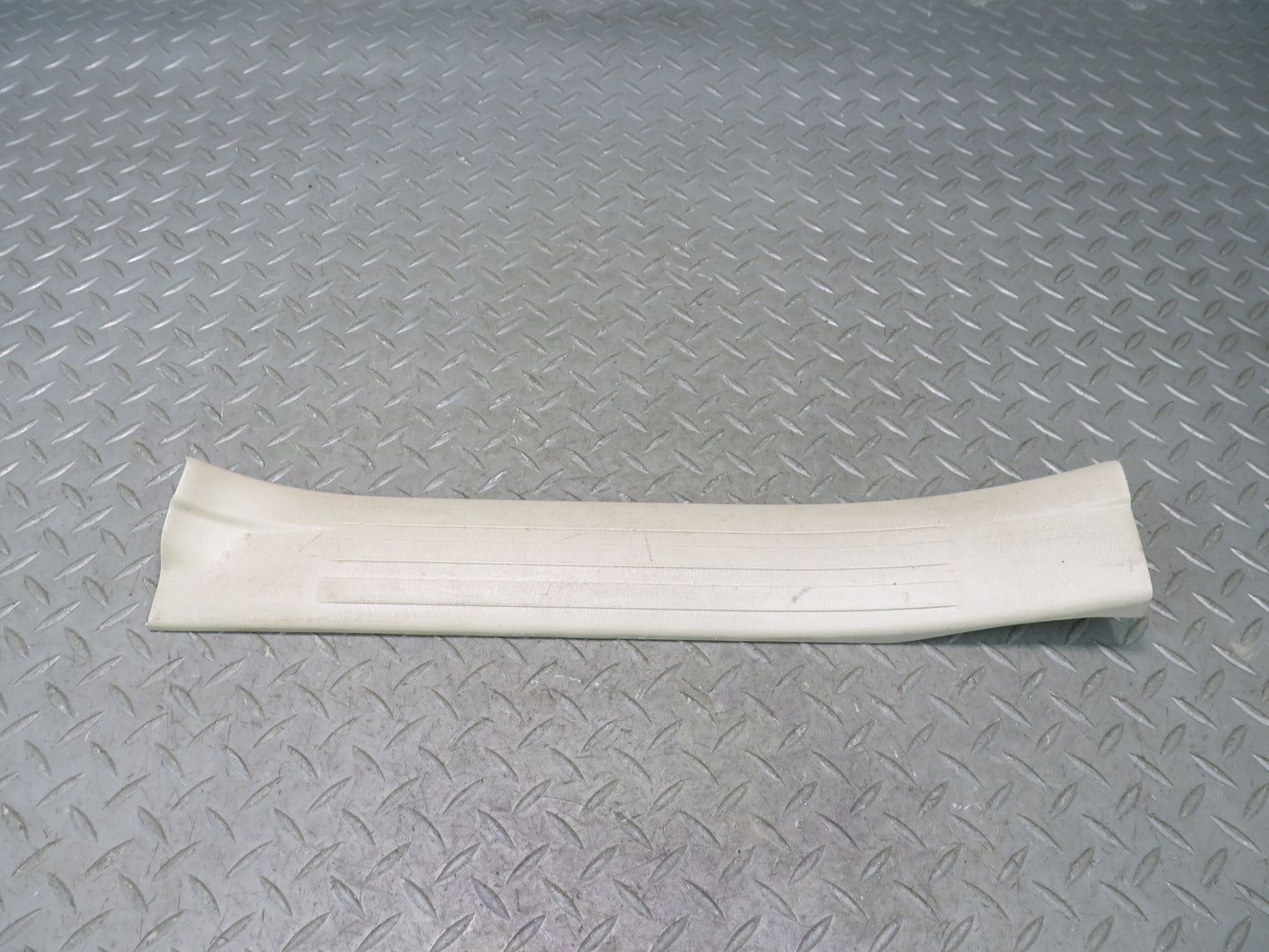 2003-2009 Lexus UZJ120L GX470 Rear Door Scuff Sill Plate Trim Panel Set of 2