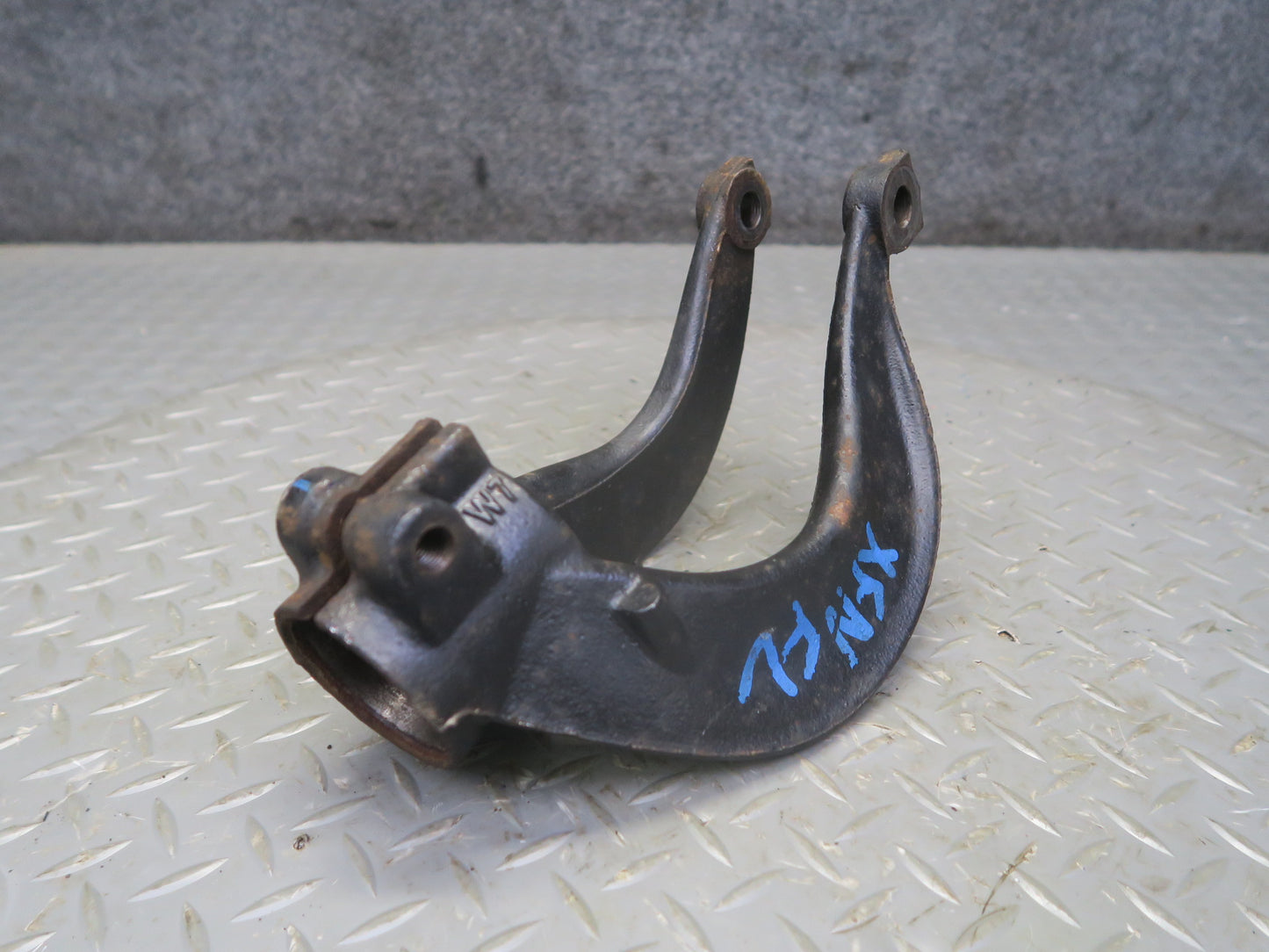 2014-2018 BMW F15 X5 Front Left Upper Control Arm w Strut Mount Set