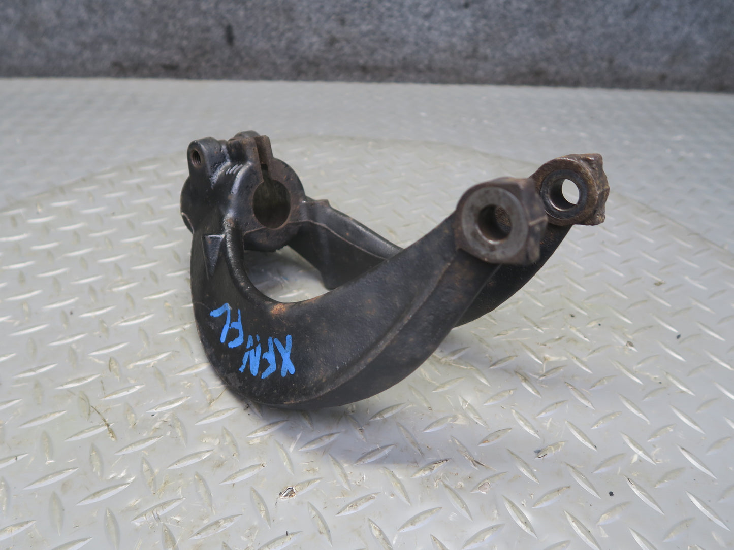 2014-2018 BMW F15 X5 Front Left Upper Control Arm w Strut Mount Set