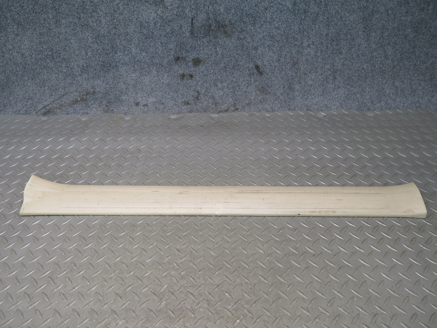 2003-2009 Lexus UZJ120L GX470 Front Door Scuff Sill Plate Trim Panel Set of 2