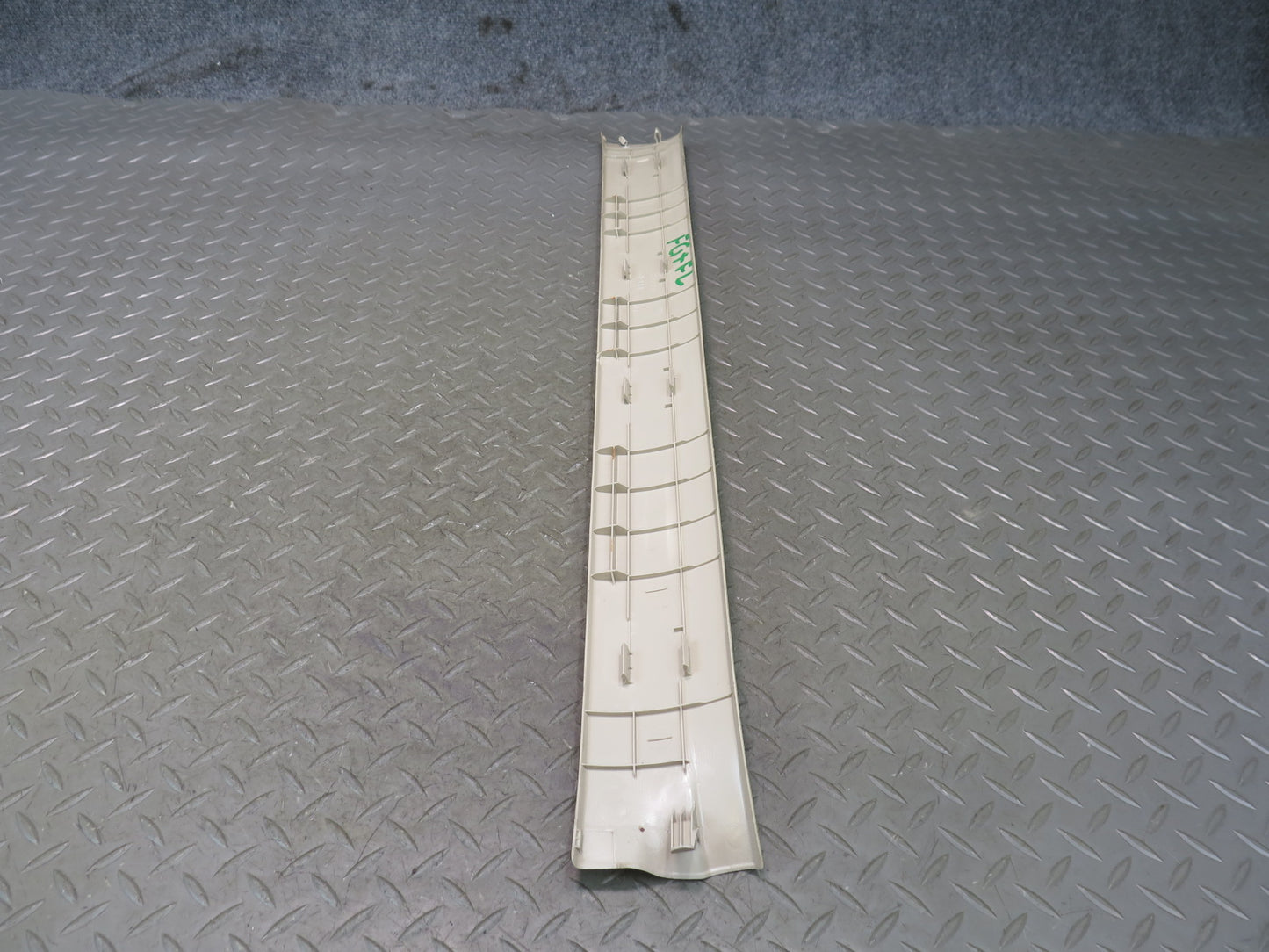 2003-2009 Lexus UZJ120L GX470 Front Door Scuff Sill Plate Trim Panel Set of 2