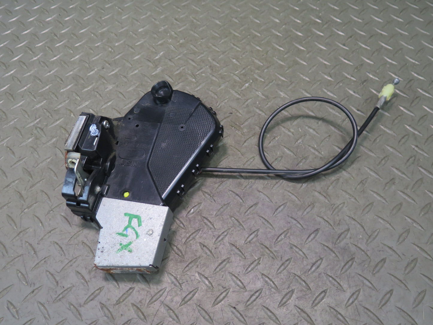2003-2009 Lexus UZJ120L GX470 Front Right Door Lock Latch Actuator