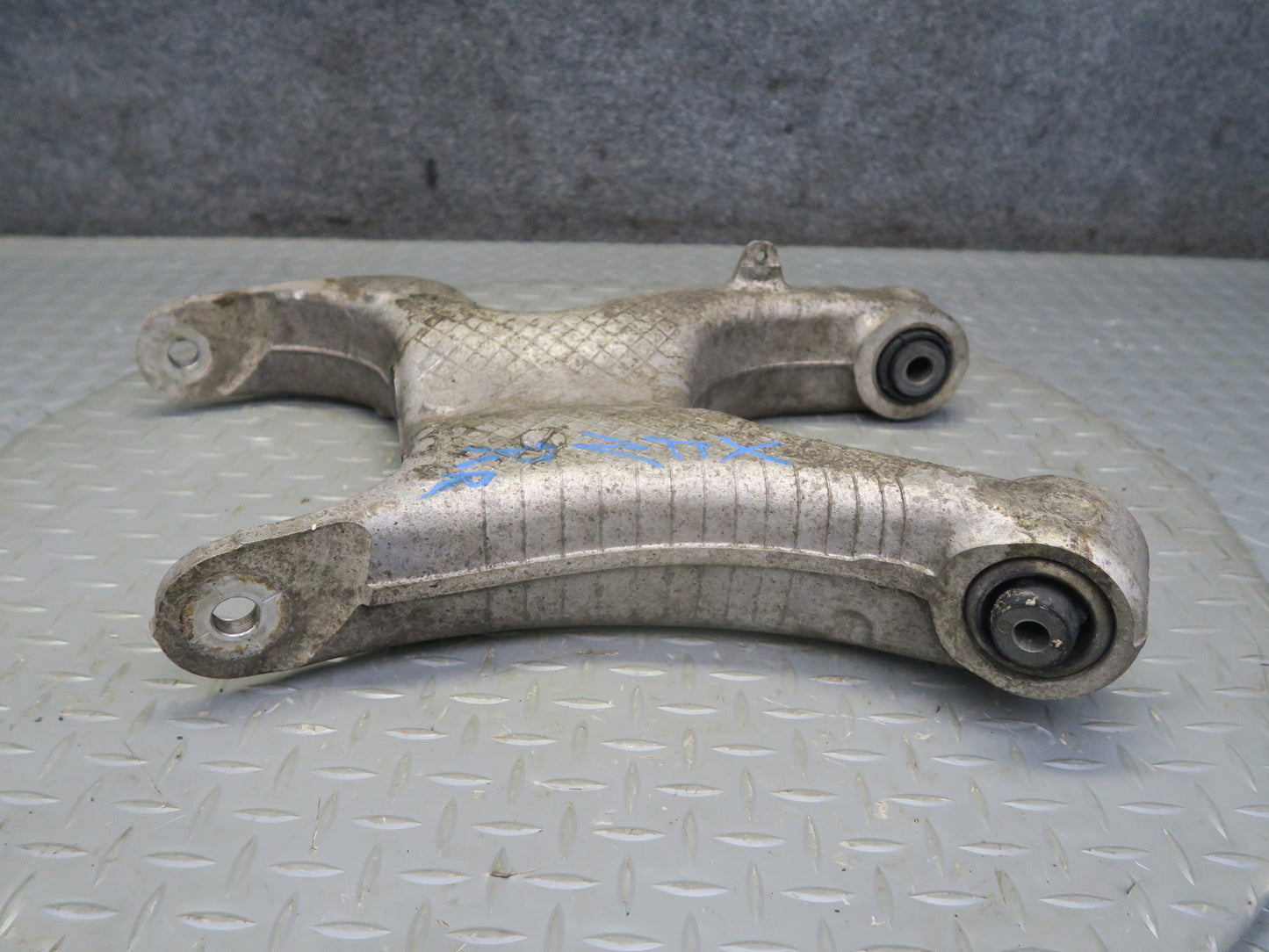 2014-2018 BMW F15 X5 Rear Right Lower Control Arm w Integral Link Set 93K Miles