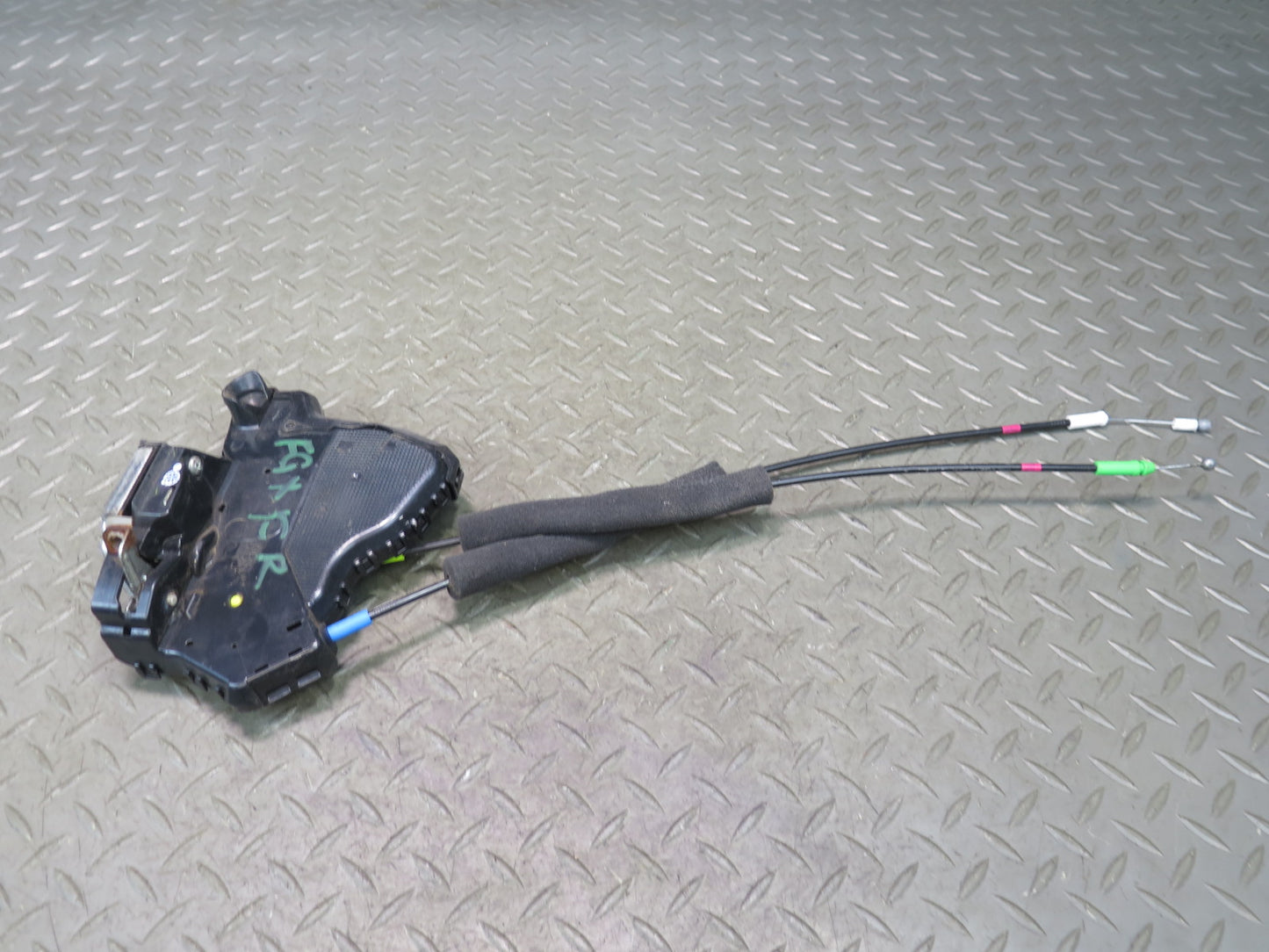 2003-2009 Lexus UZJ120L GX470 Front Right Door Lock Latch Actuator