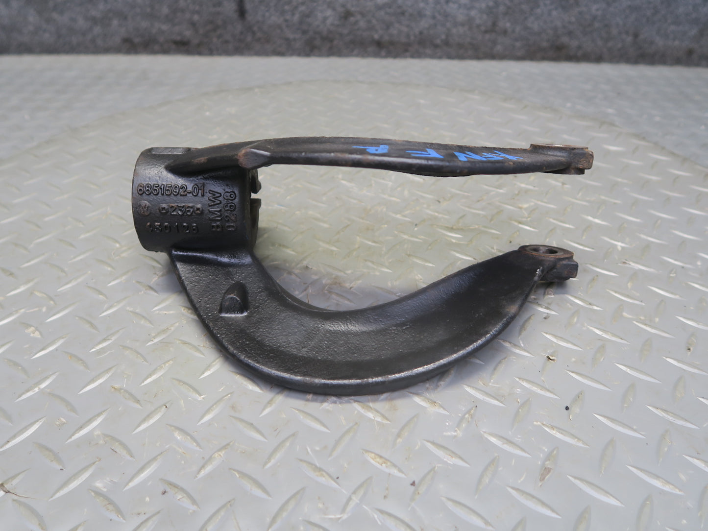 2014-2018 BMW F15 X5 Front Right Upper & Lower Control Arm w Strut Mount Set