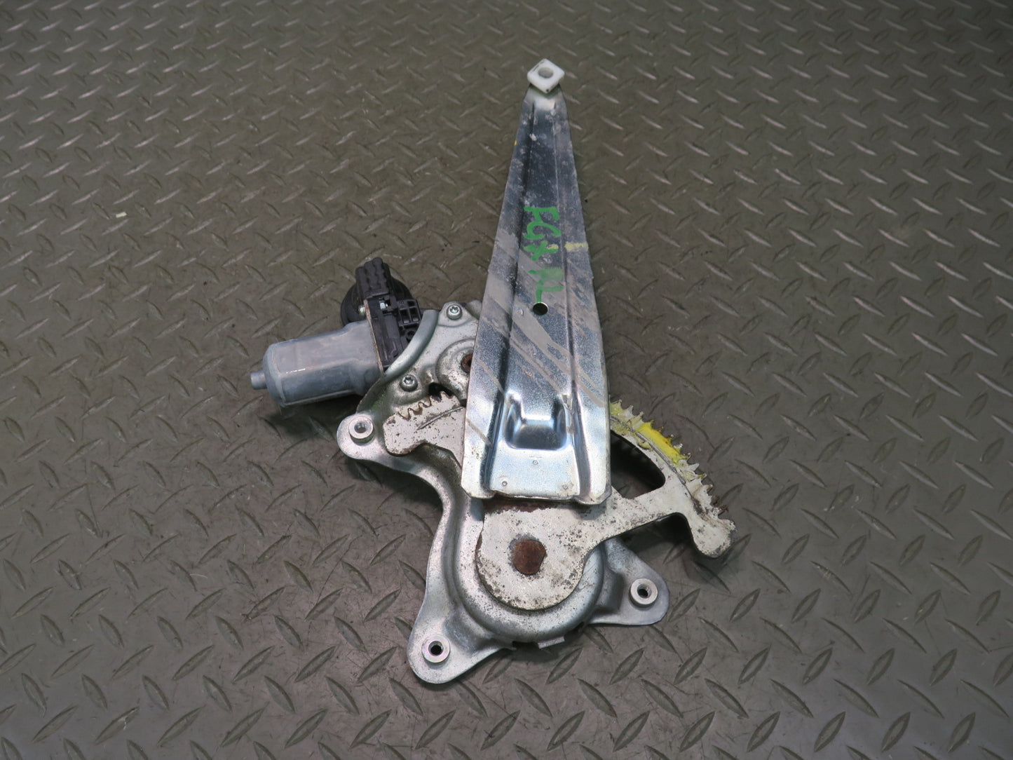 2003-2009 Lexus UZJ120L GX470 Rear Left Door Window Regulator w Motor