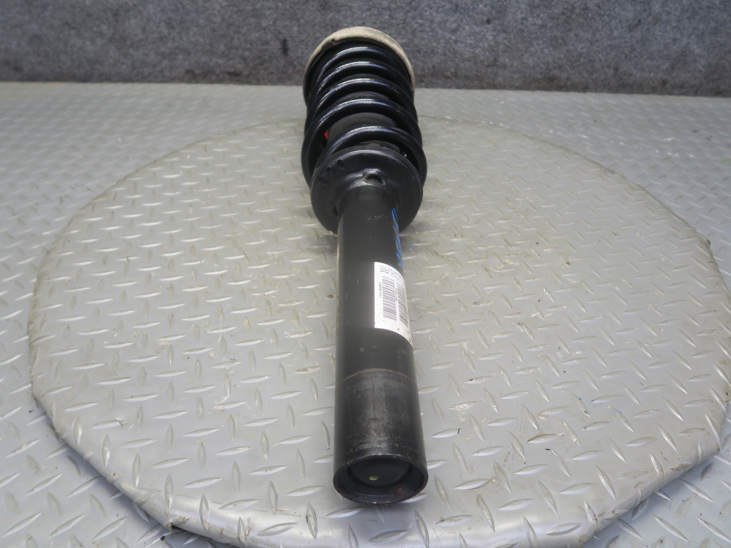 2014-2018 BMW F15 F16 X5 X6 AWD Front Left & Right Strut Shock Absorber Set of 2
